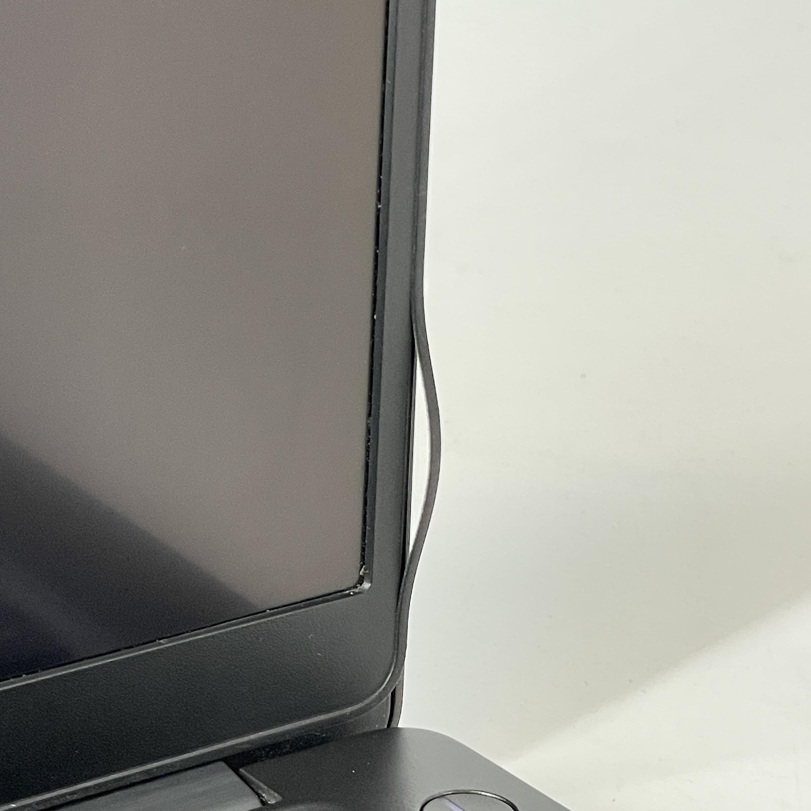 Dell Latitude 5400 14 Black FHD TOUCH i7-8665U 1.90GHz 32GB 512GB SSD Bad Keys