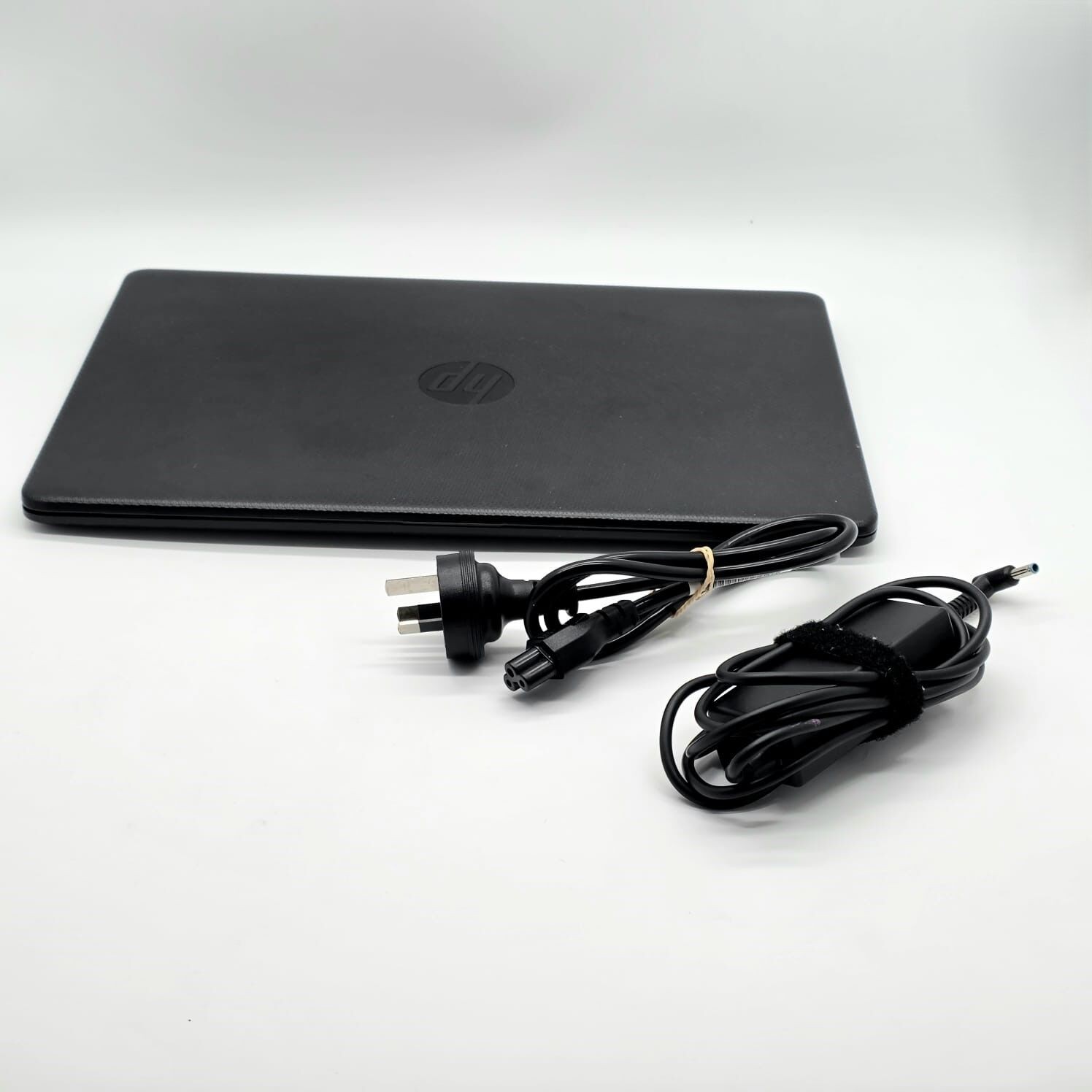 HP 15s-fq5239TU 15 Inch Laptop i5-1235U 8GB RAM 512GB HDD Windows 11