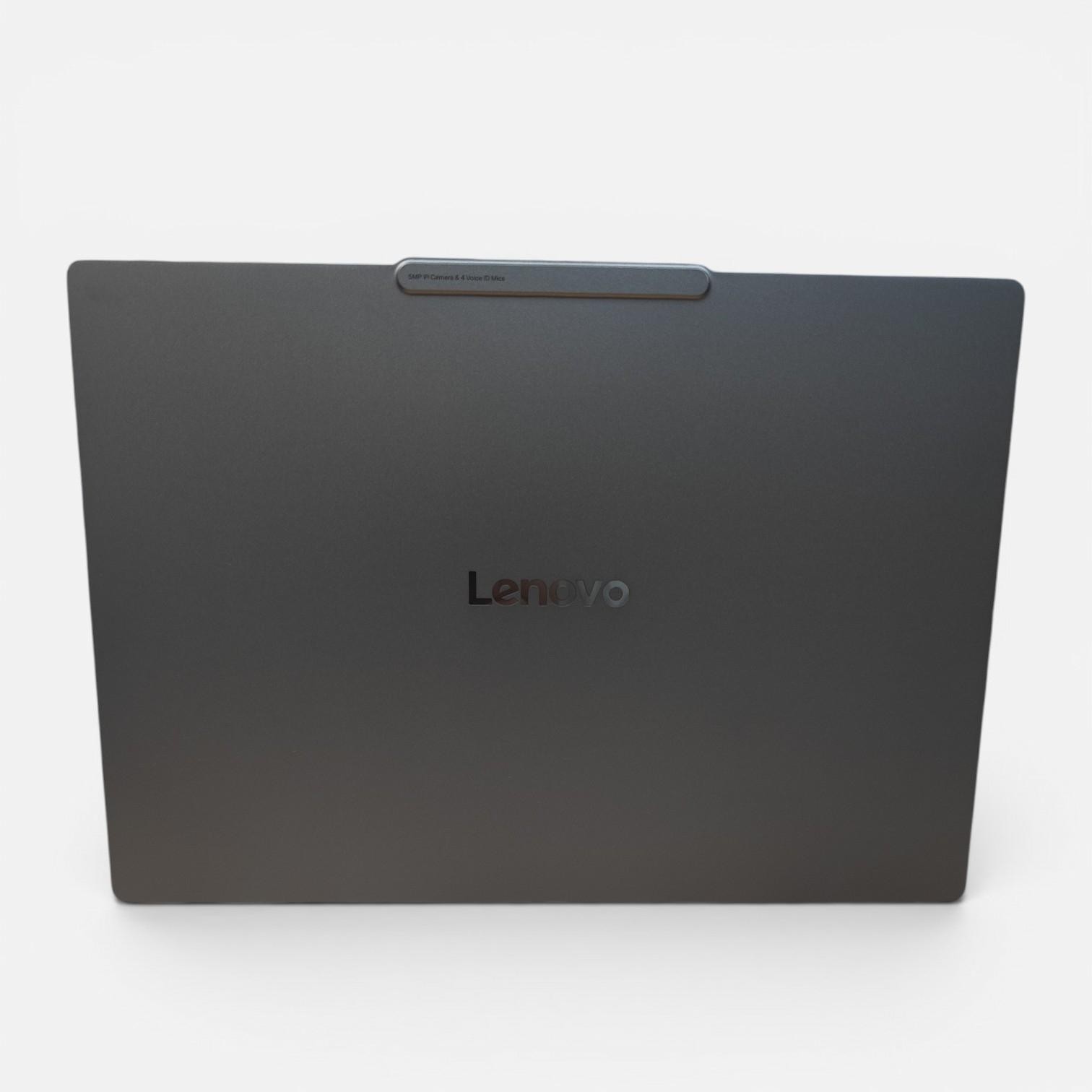Lenovo Slim 7i Aura 14″ OLED Touch Ultra 7 258V 32GB RAM 1TB SSD W11 Home