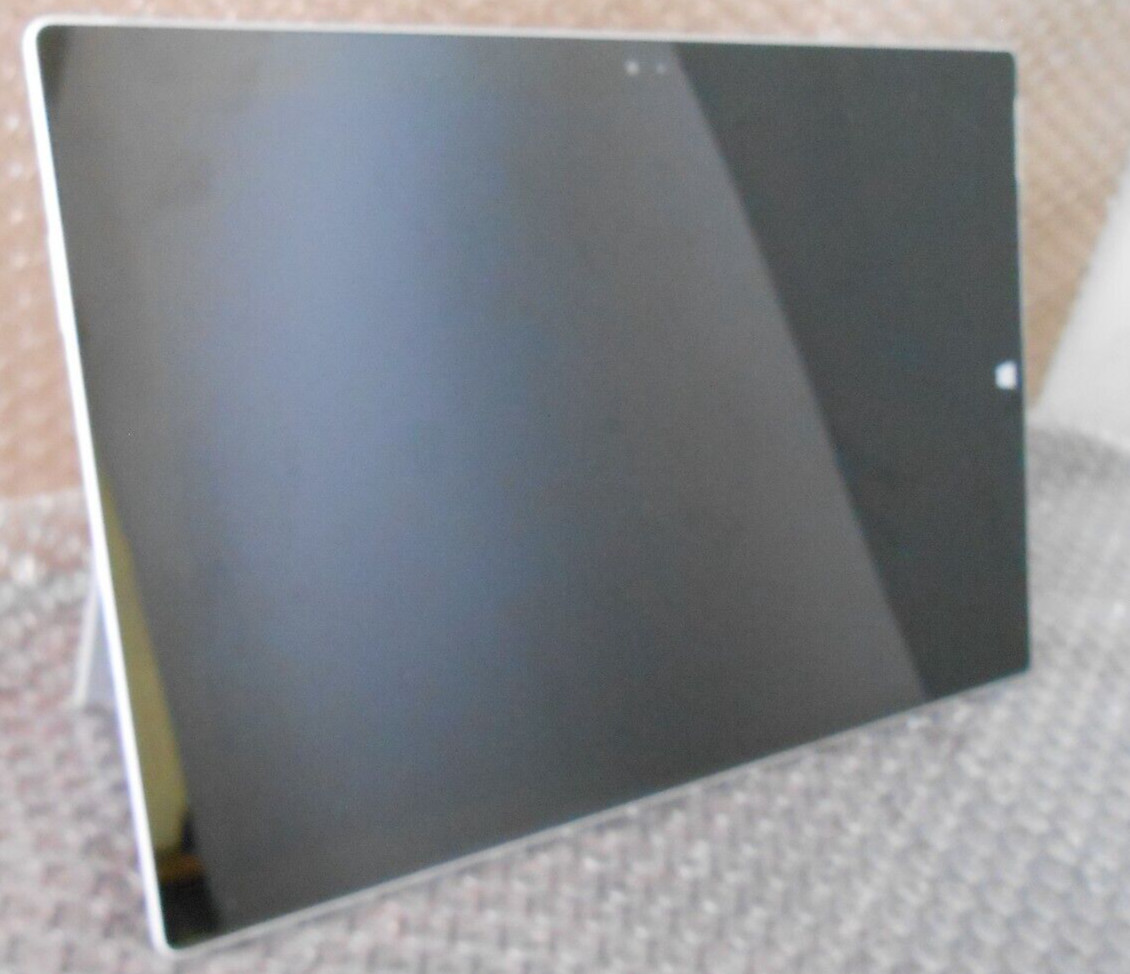 Microsoft Surface Pro 3 i5-4300U 1.90GHZ 8GB RAM 256GB