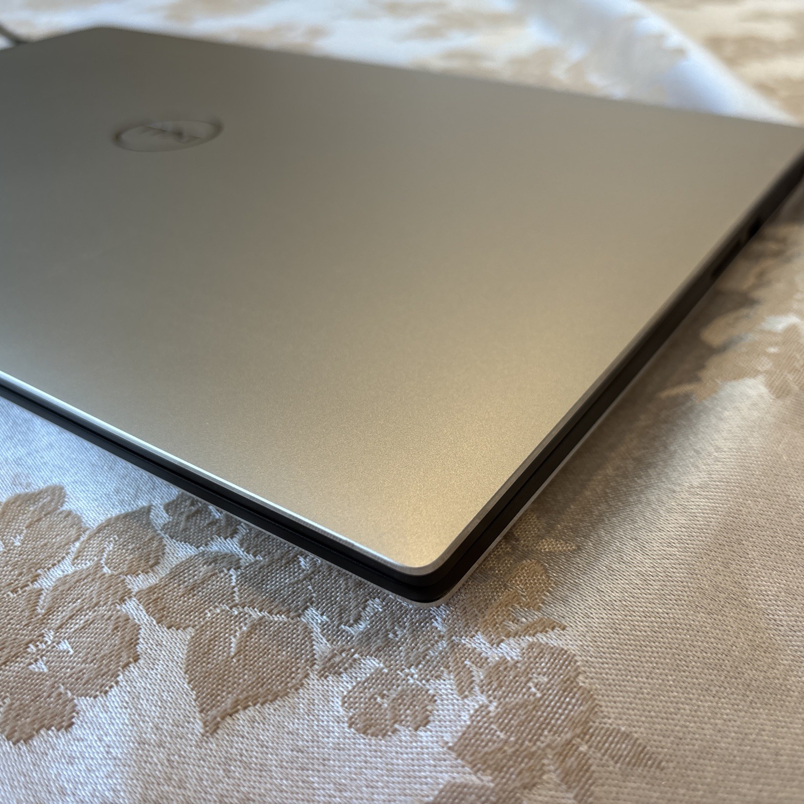 Dell Precision XPS 5540 15in XEON E2276M 64GB 2TB SSD NVIDIA T1000 Win11 Pro WKS