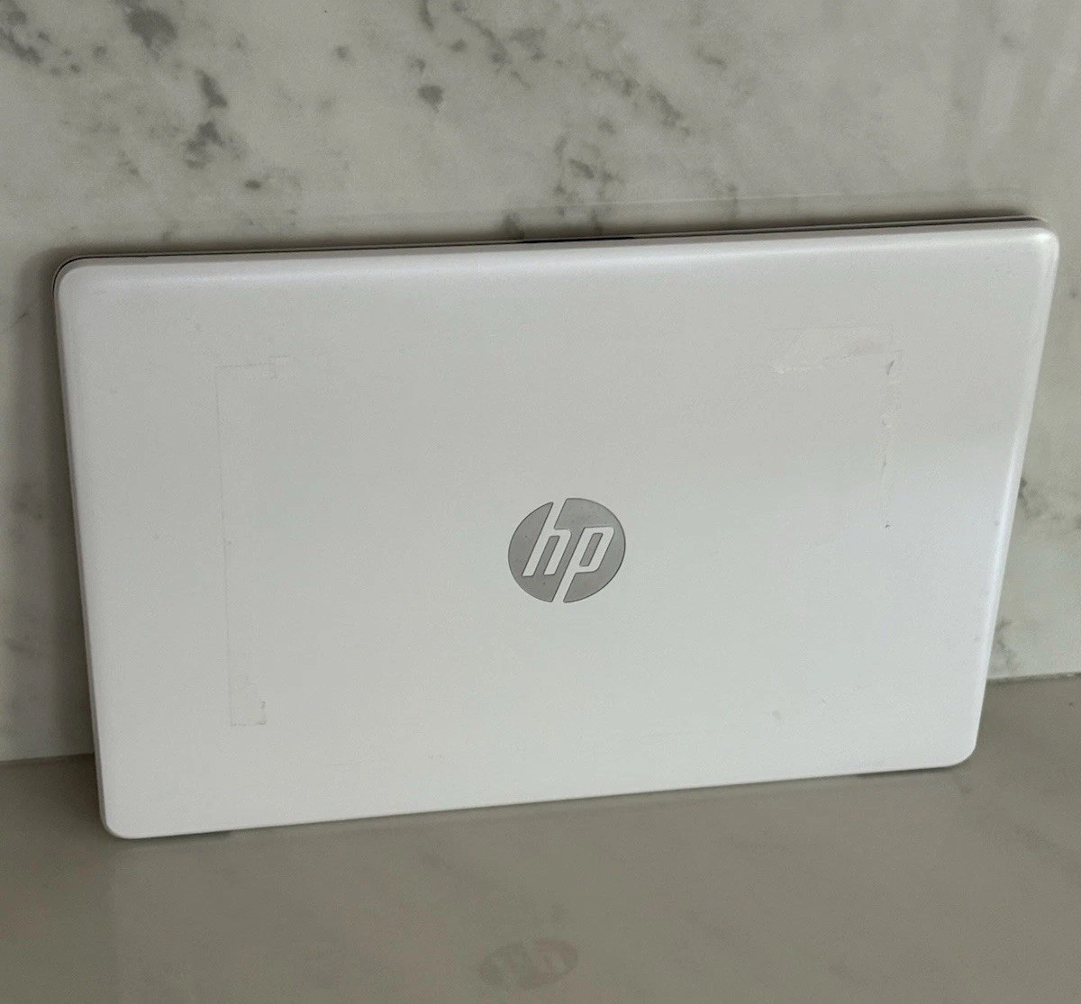 HP Stream 14-ds0061cl 14″ laptop computer