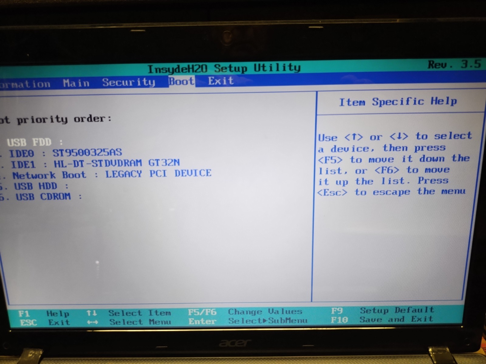 Acer Aspire 5733-6410 Intel Core i5-380M 6GB No operating system. new battery