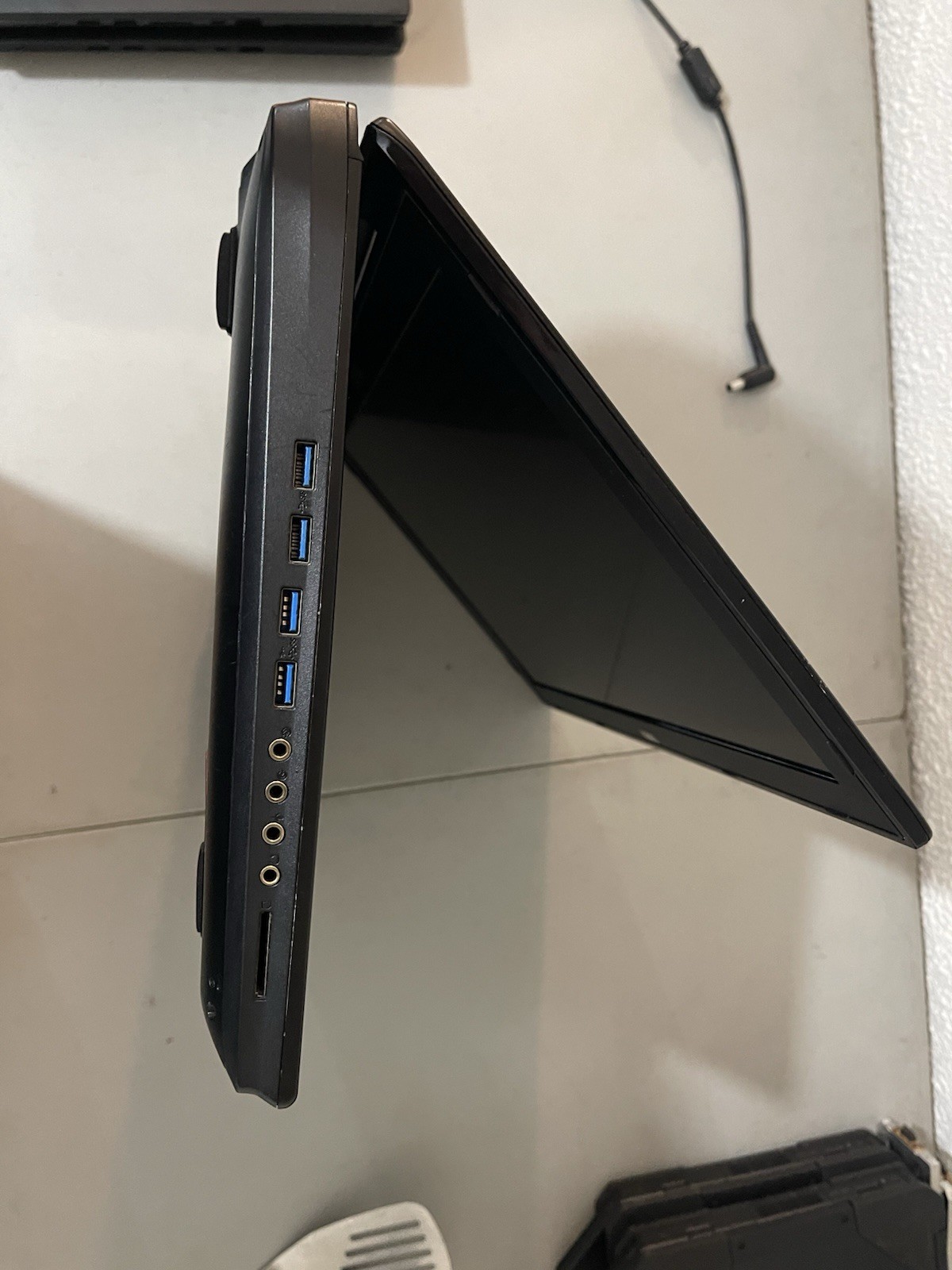 MSI GT72 2QE DOMINATOR PRO i7-4710HQ 16GB RAM GTX 980M 8gb 118GB M.2 1TB HDD W11
