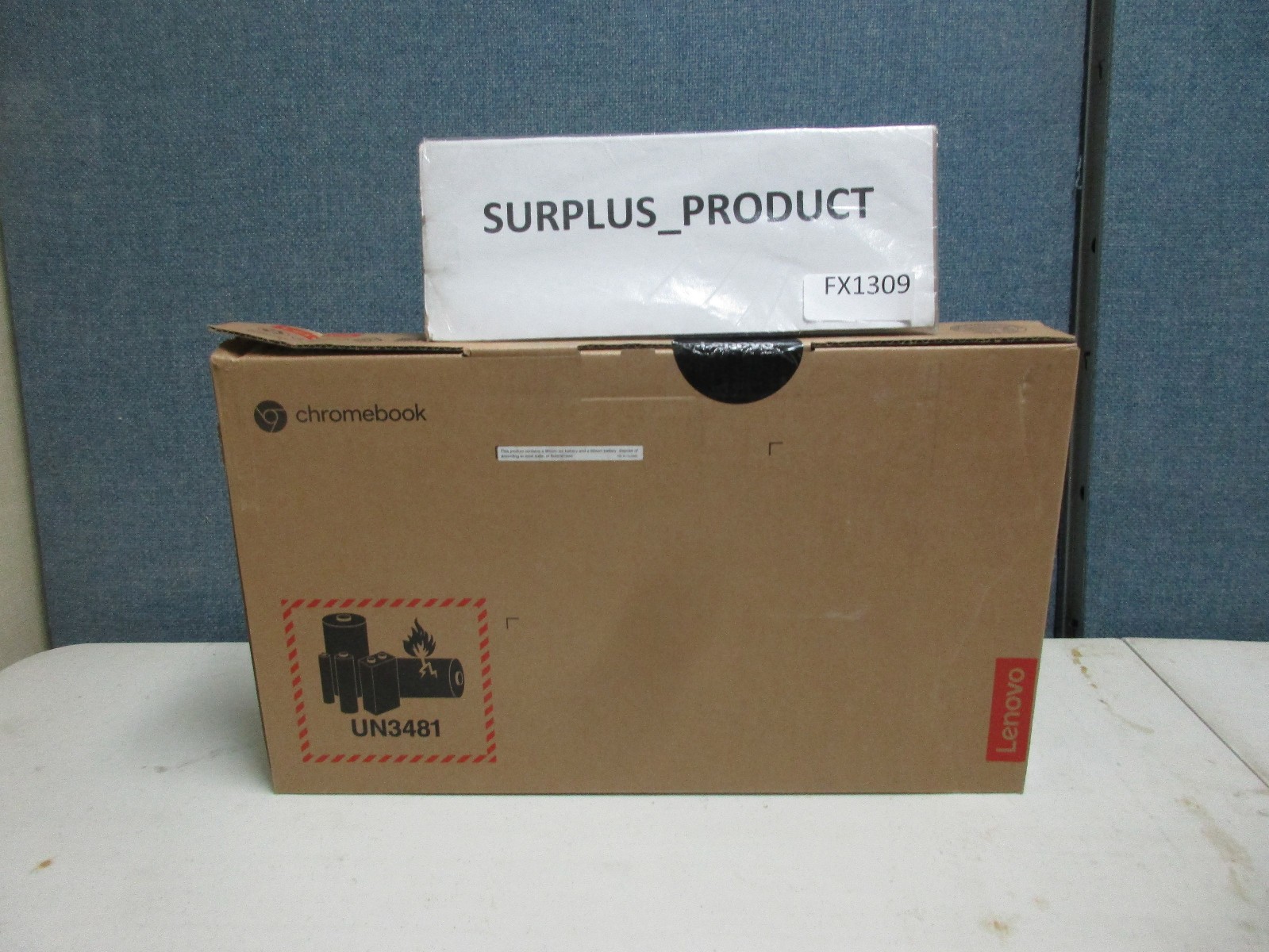 LENOVO IPad Slim 3 C 14IAN8 83BN0001US Lap,14″ Intel N-S N100,AI,4GB M-UGLY BOX