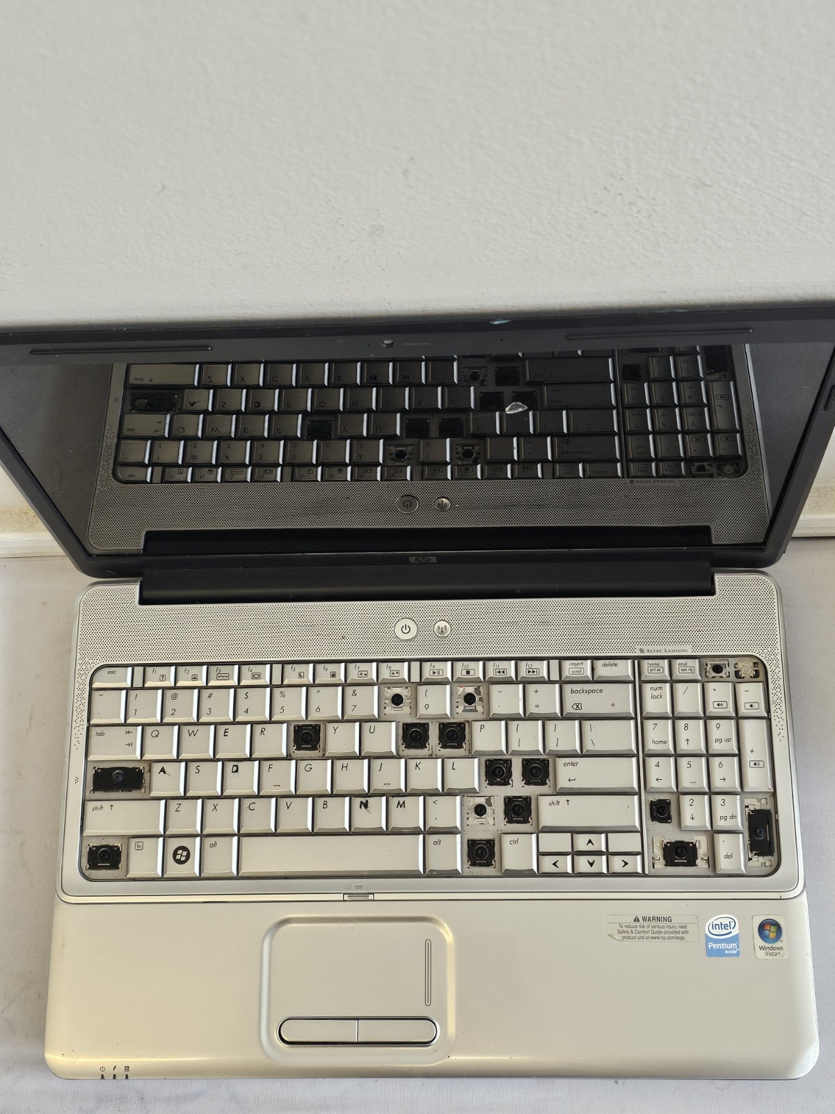 HP Notebook G60 Laptop – Intel Pentium T4200 – 3GB RAM – Parts/Repair – READ