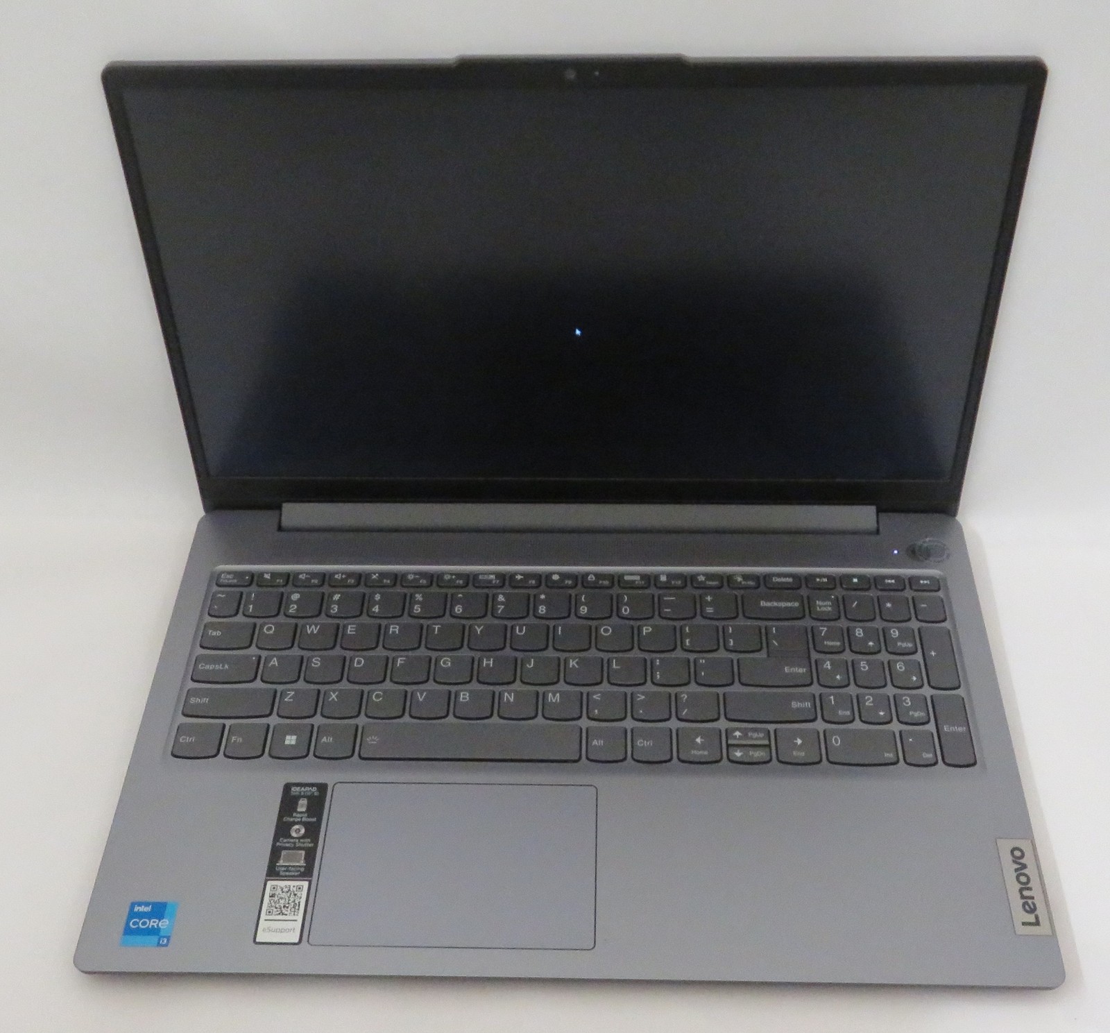 Lenovo IdeaPad Slim 3 15IRU8 i3 1305U 1.6GHz 8GB RAM 256GB Windows 11