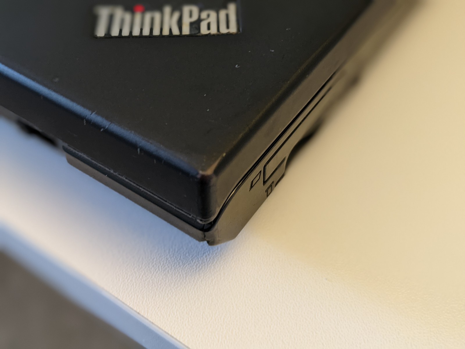 Lenovo ThinkPad W520 15.6” Laptop Intel i7-2720QM 16GB RAM 250GB SSD Win 10 Pro