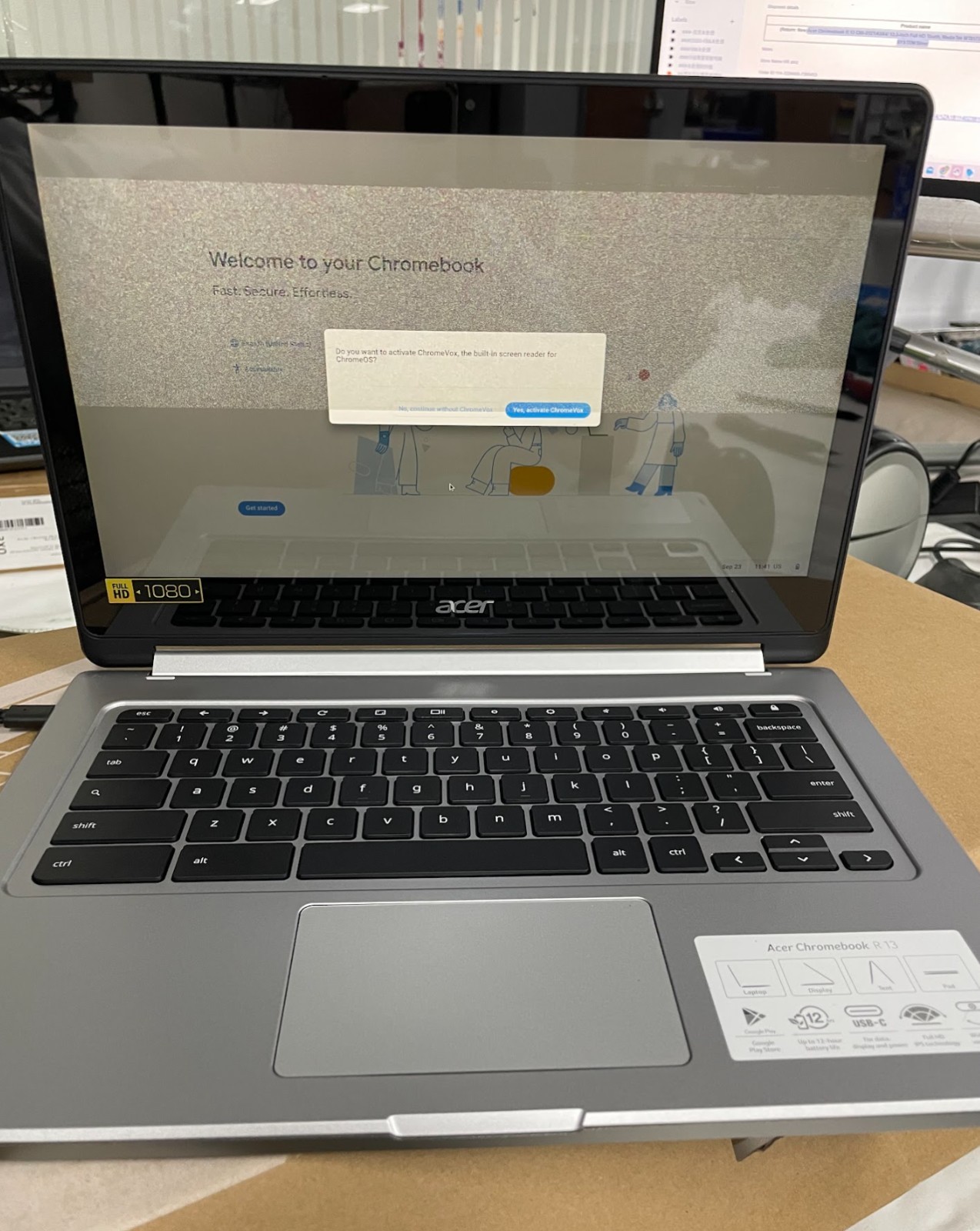 Acer Chromebook R 13.3-inch Full HD Touch, 4G/32GB/CHROME OPERATING SYSTEM,used