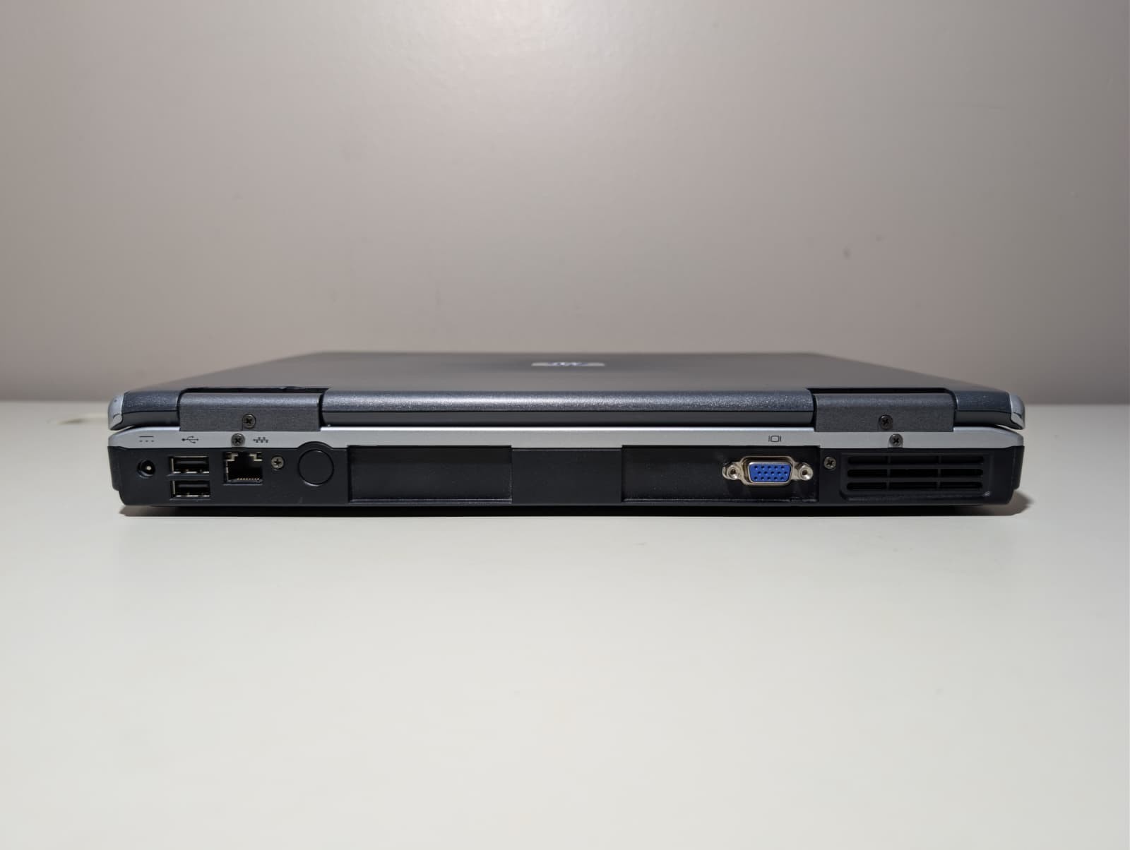 15″ HP Compaq NX9020 | Intel Celeron 256MB RAM 20GB HDD | Windows 98SE