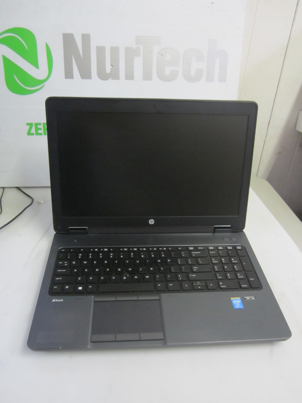 HP ZBook 15 i5-4300M 2.6GHz 16GB 320GB Laptop + AC NO OS READ