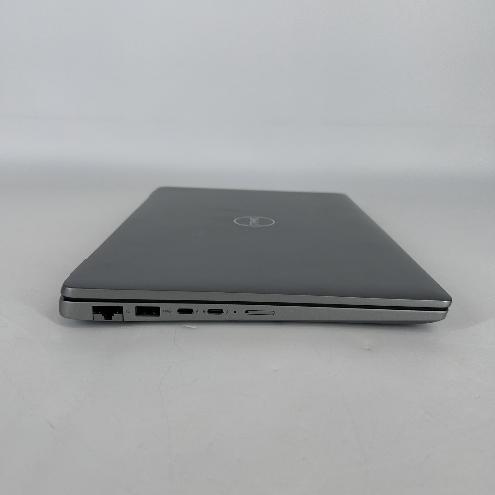 Dell Precision 3490 14 Gray FHD 3.6 GHz Ultra 5 125U 16GB 512GB SSD Very Good