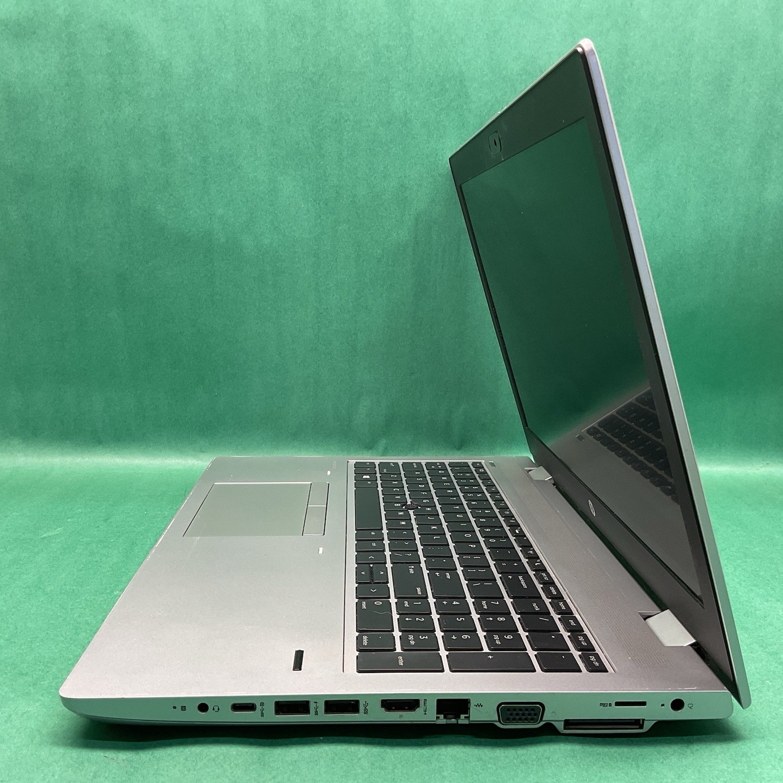 HP Probook 650 G5 – Powers On – NO HARD DRIVE- Untested
