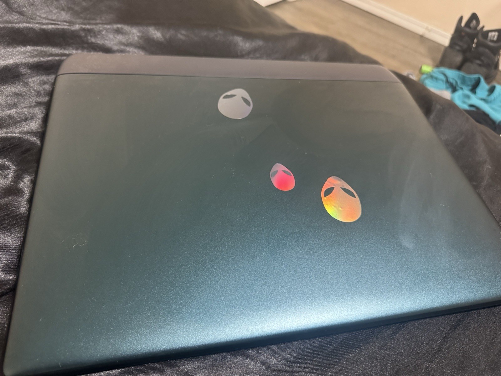 Alienware Area-51 18 18in QHD+ Core Ultra 9 275HX 64GB 2TB RTX 5090 USED GOOD