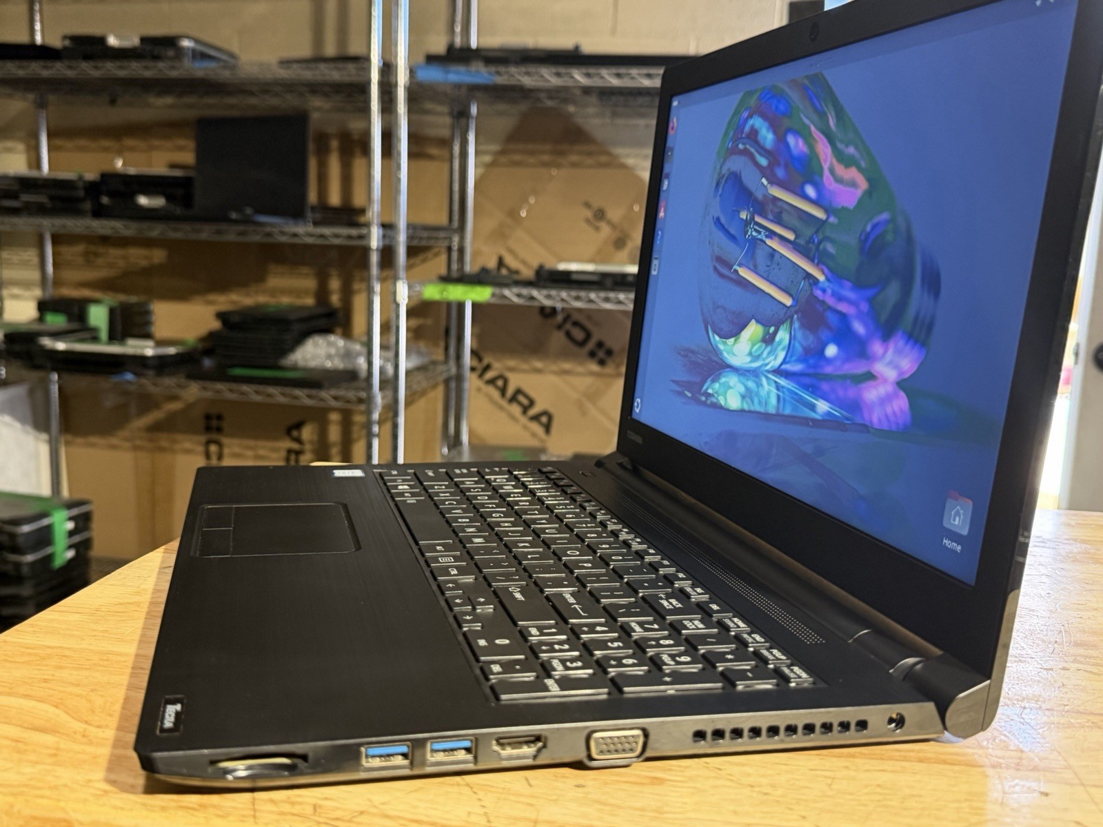 Toshiba Tecra C50-E i5-8250U 16GB RAM 240GB SSD Ubuntu 24.04 Laptop DVD-RW