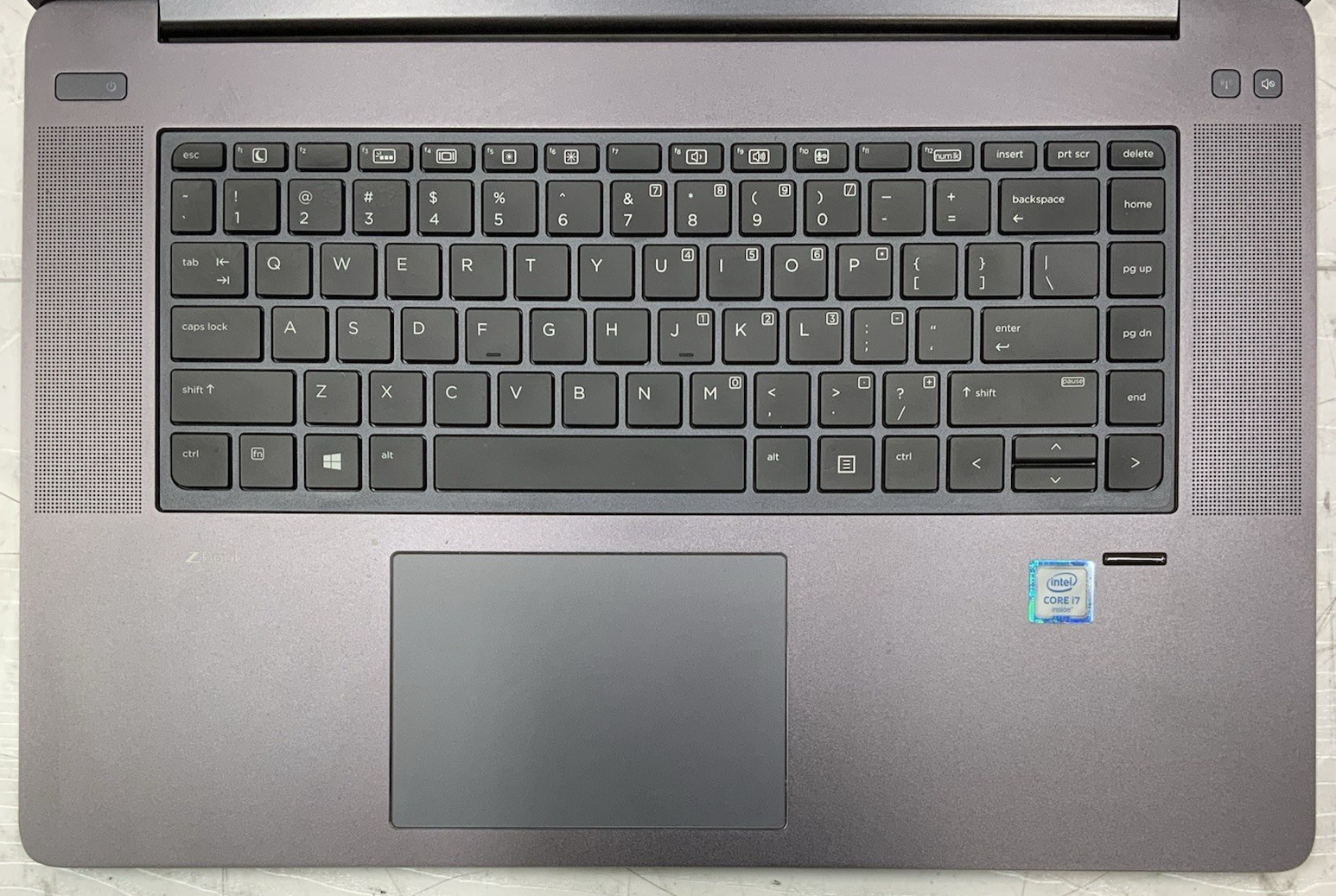 HP ZBook Studio Gen 3 Intel i7-6700HQ 32GB DDR4 512GB NVMe Nvidia M1000M | W10P