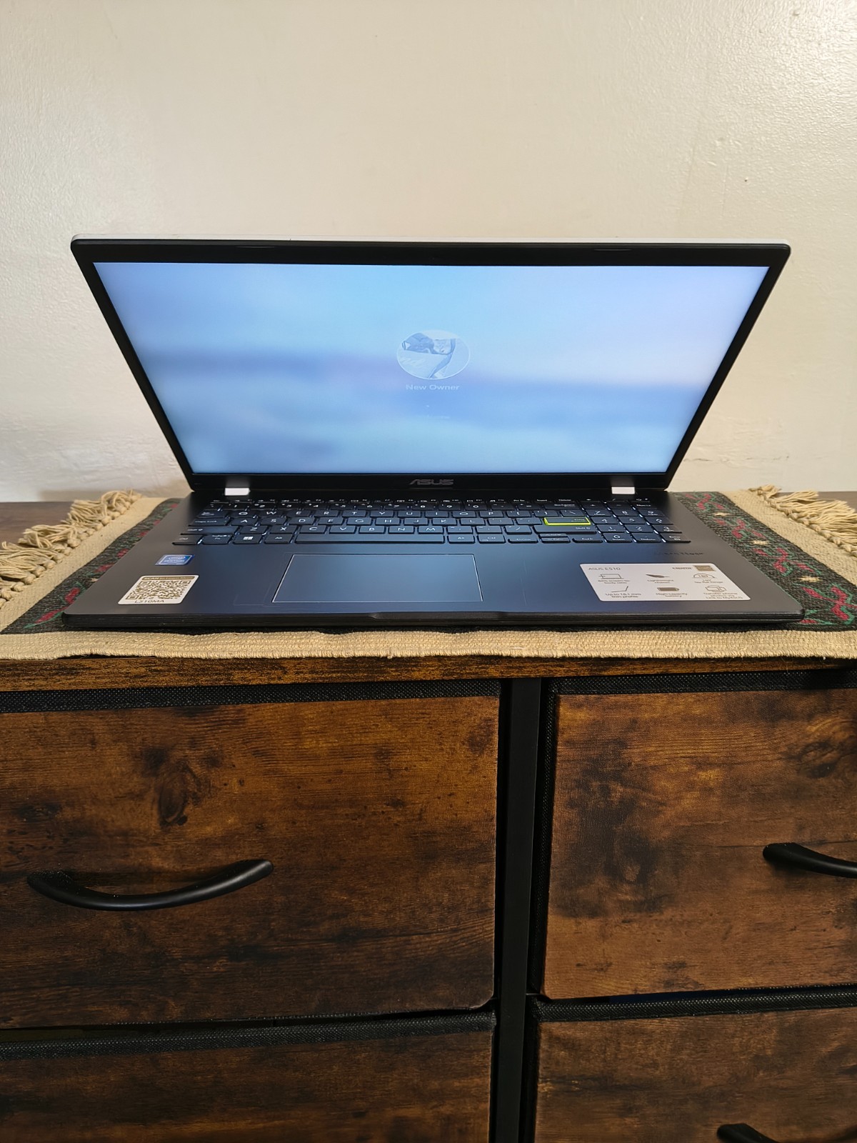 15.3″ ASUS L510M 4Core Pentium @1.1GHz 4GB 250GB NVMe SSD+128GB eMMC Wn11Hm BkLT