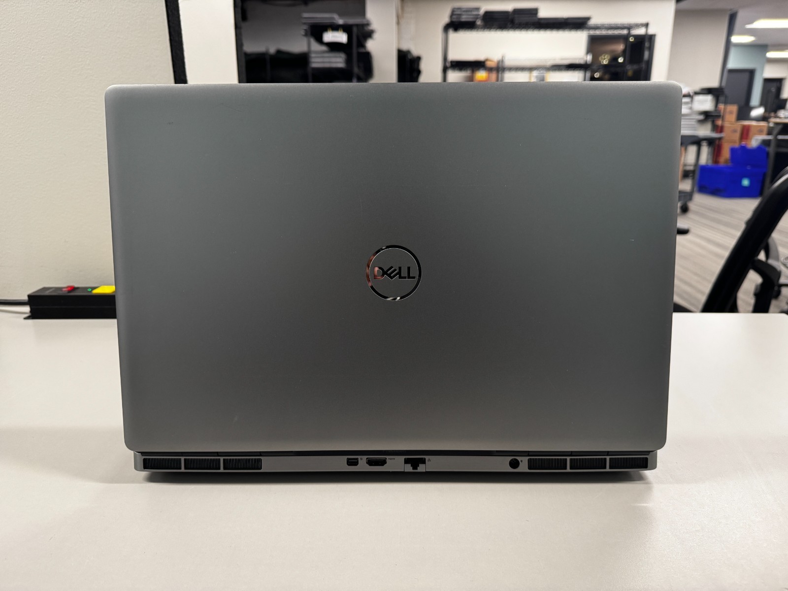 B Grade Dell Precision 17.3′ 7760 512GB SSD 32 GB RAM i7-11800H RTX A3000 NO OS!