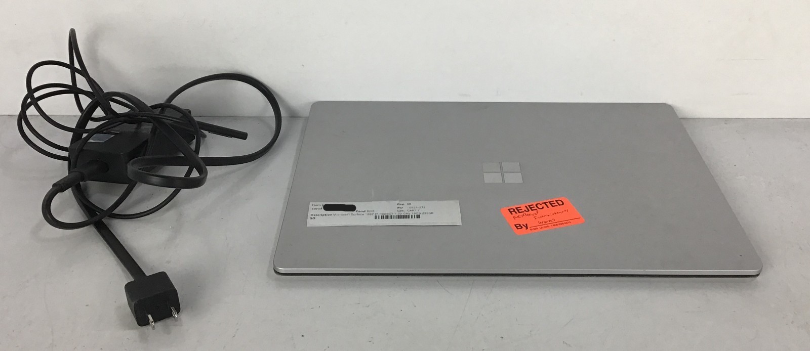 Microsoft Surface 1867 13.5″ Laptop Gen 3 I7-1065G7 1.3 GHz 16GB 256GB SSD READ