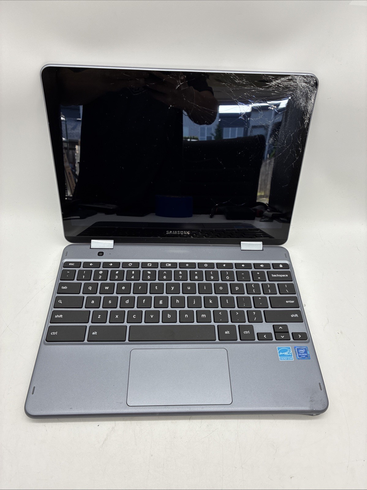 Samsung Chromebook Plus XE521QAB 12.2″ Intel Celeron Touch Screen READ!! (L62)