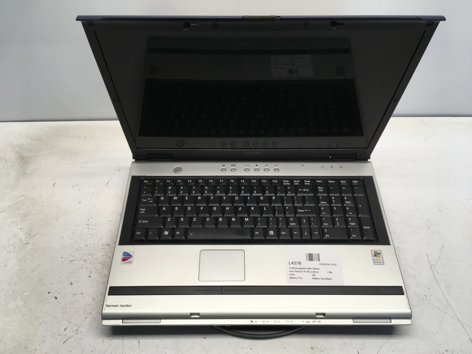 Toshiba Satellite M65-S9092 Intel Pentium M 760 2.0GHz 1 GB NO HDD/Battery