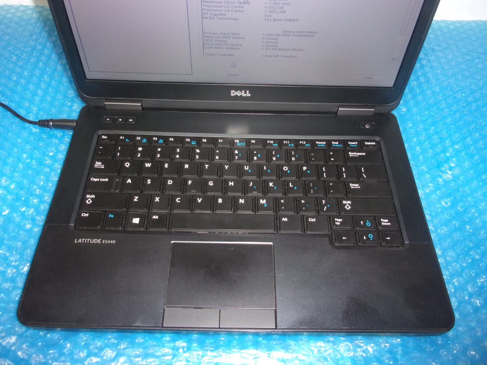 Dell Latitude 5440 14″ Intel Core i3-4030U 1.90GHz 4GB RAM 320GB HDD Win 10 Pro
