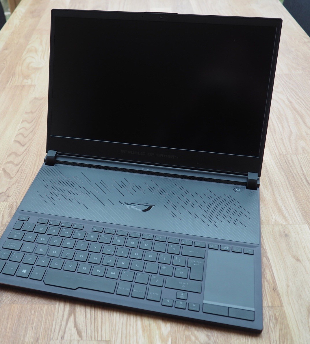 ASUS ROG Zephyrus S GX531G i7 16GB 512GB GTX 1070 Gaming Laptop 144Hz