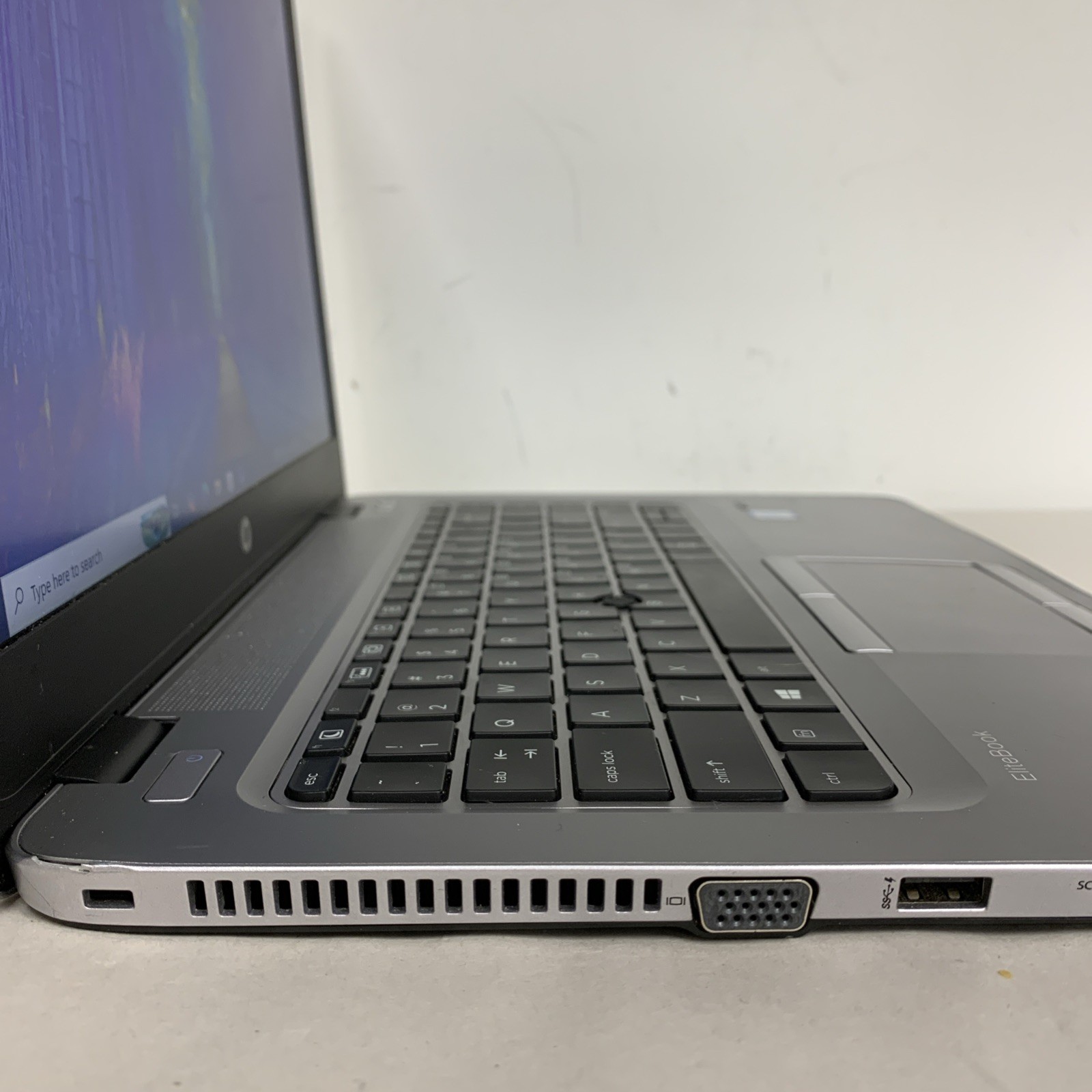 HP EliteBook 840 G3 14″ i5-6300U 8GB RAM 500GB SSD Win10 Pro