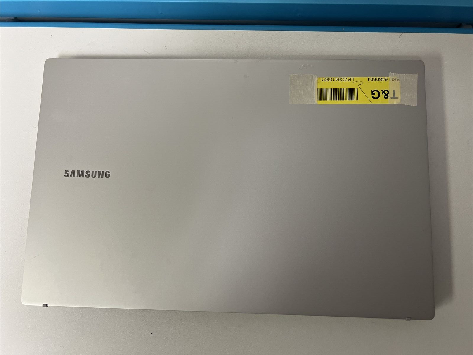 Samsung Galaxy Book 15.6″ (256GB SSD, Intel Core i5-1135G7, 2.40GHz, 8GB) Win11