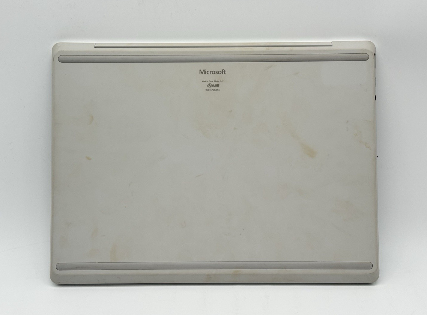 Microsoft Surface Laptop Go 12.4” (63GB eMM, Core i5-1035G1, 4GB RAM) No AC/OS