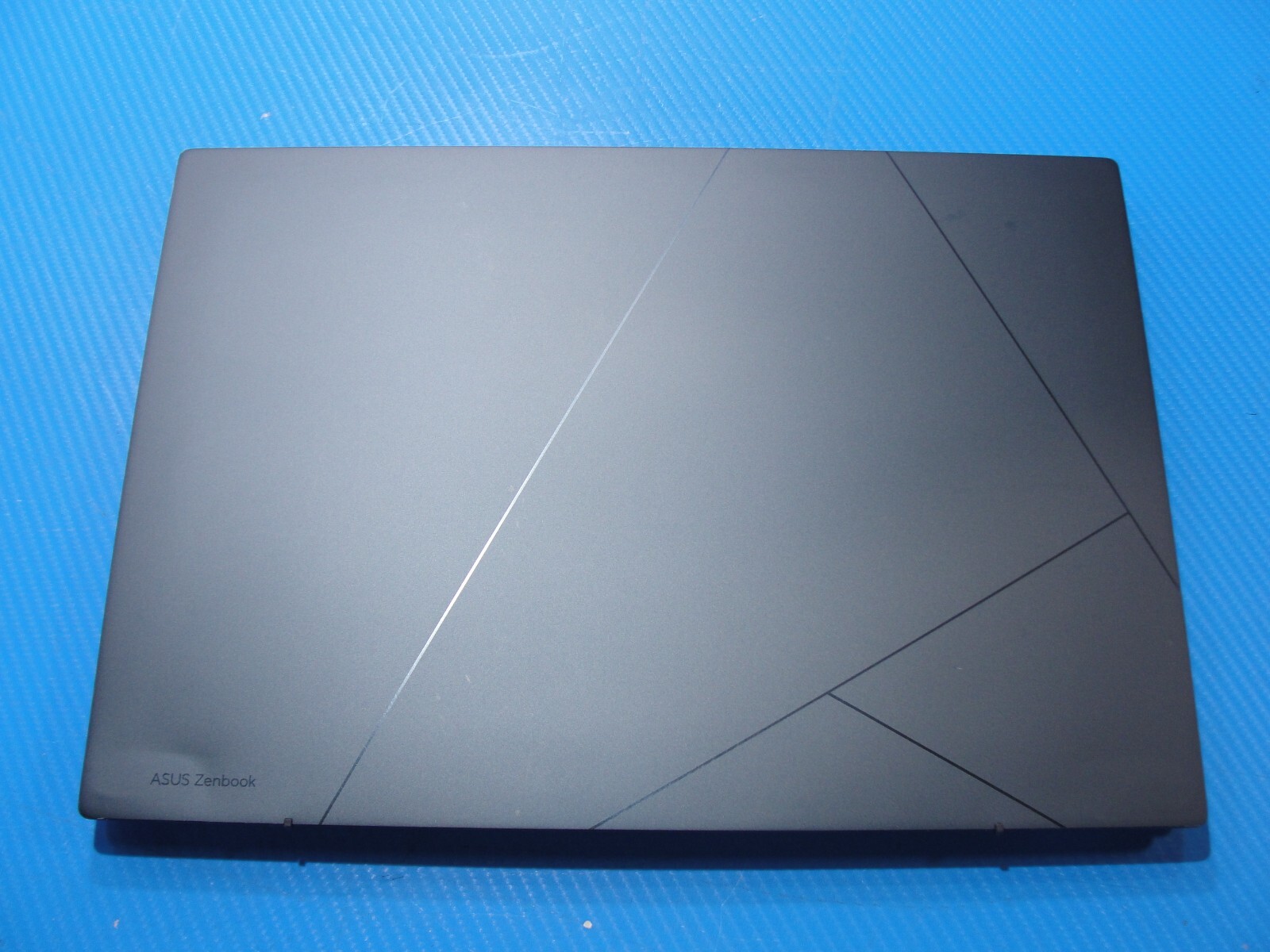 ASUS ZenBook Q4097 14”HD Core i5-1240P 1.7GHz 8GB 256GB SSD Original Charger