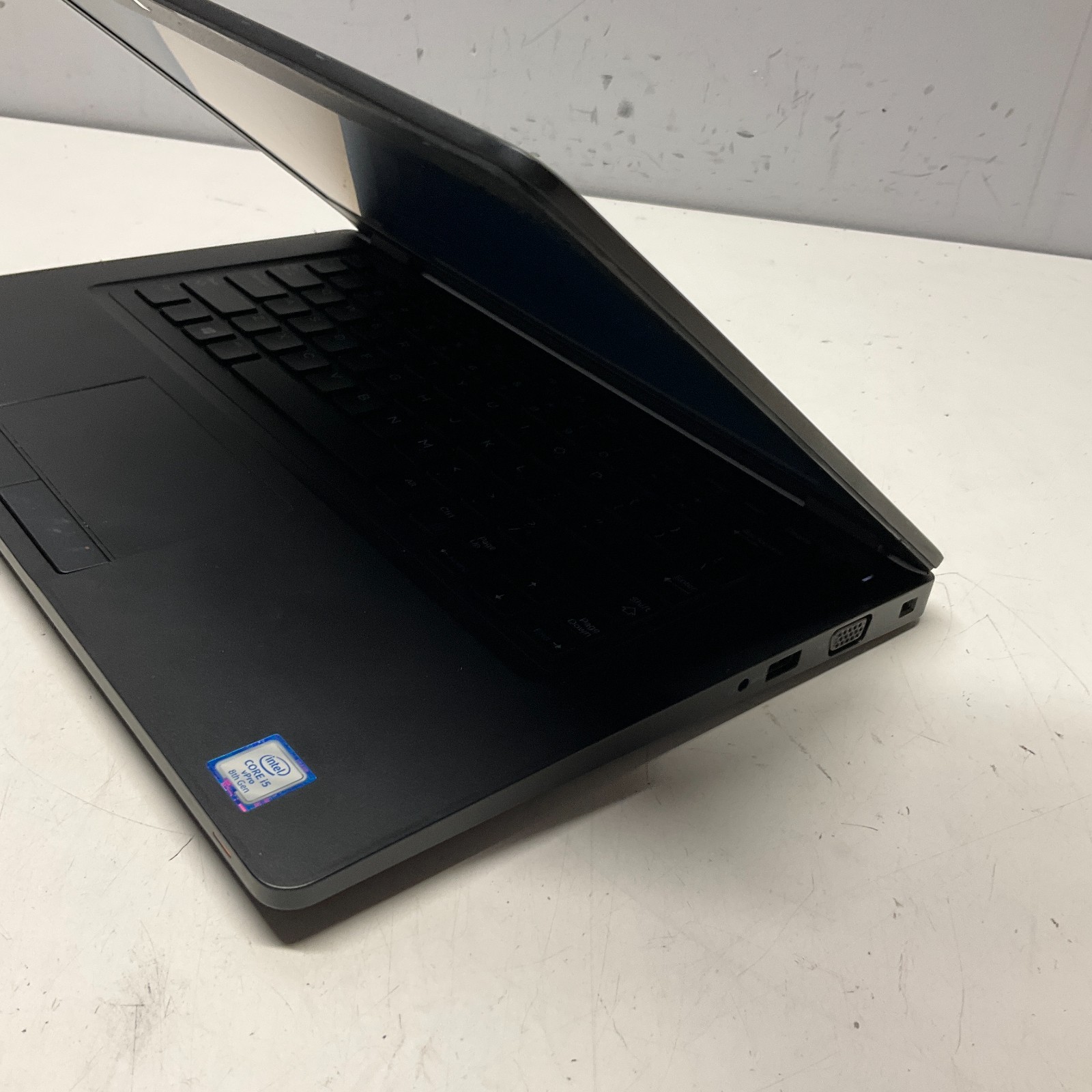 Dell Latitude 5490 14″ Intel i5-8250U 1.60GHz 8GB DDR4 128GB SSD Windows 11 Pro