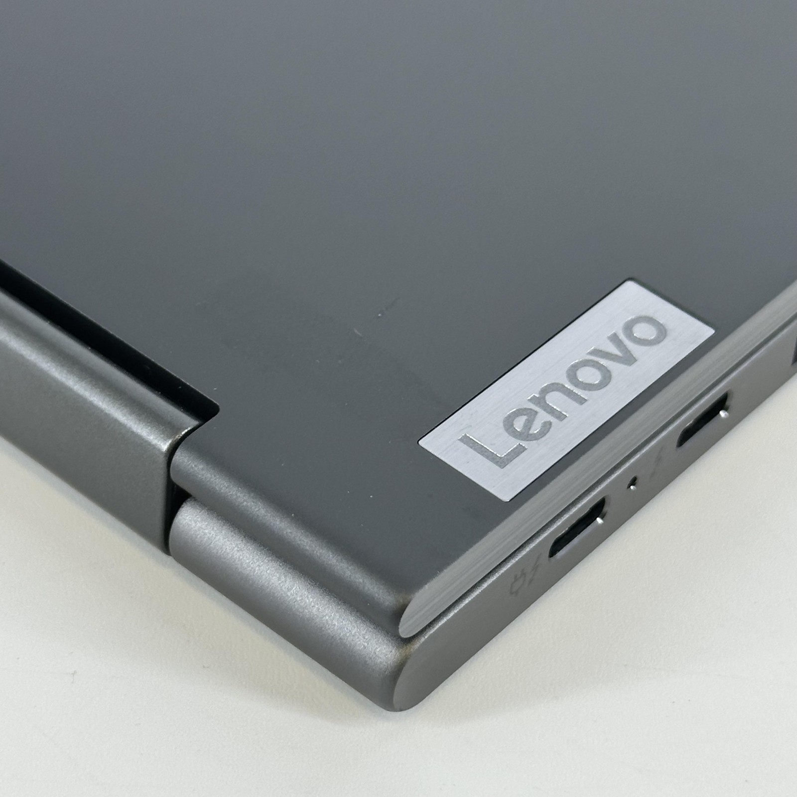 Lenovo ThinkPad X1 Yoga Gen 6 14 UHD+ TOUCH i7-1185G7 3.00GHz 16GB 256GB SSD