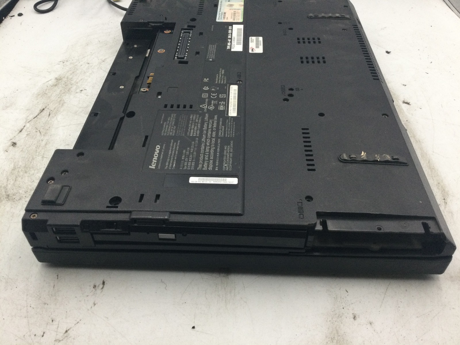 LENOVO THINKPAD R61 – FOR PARTS – INTEL CELERON – NO RAM – READ DESCRIPTION – BB