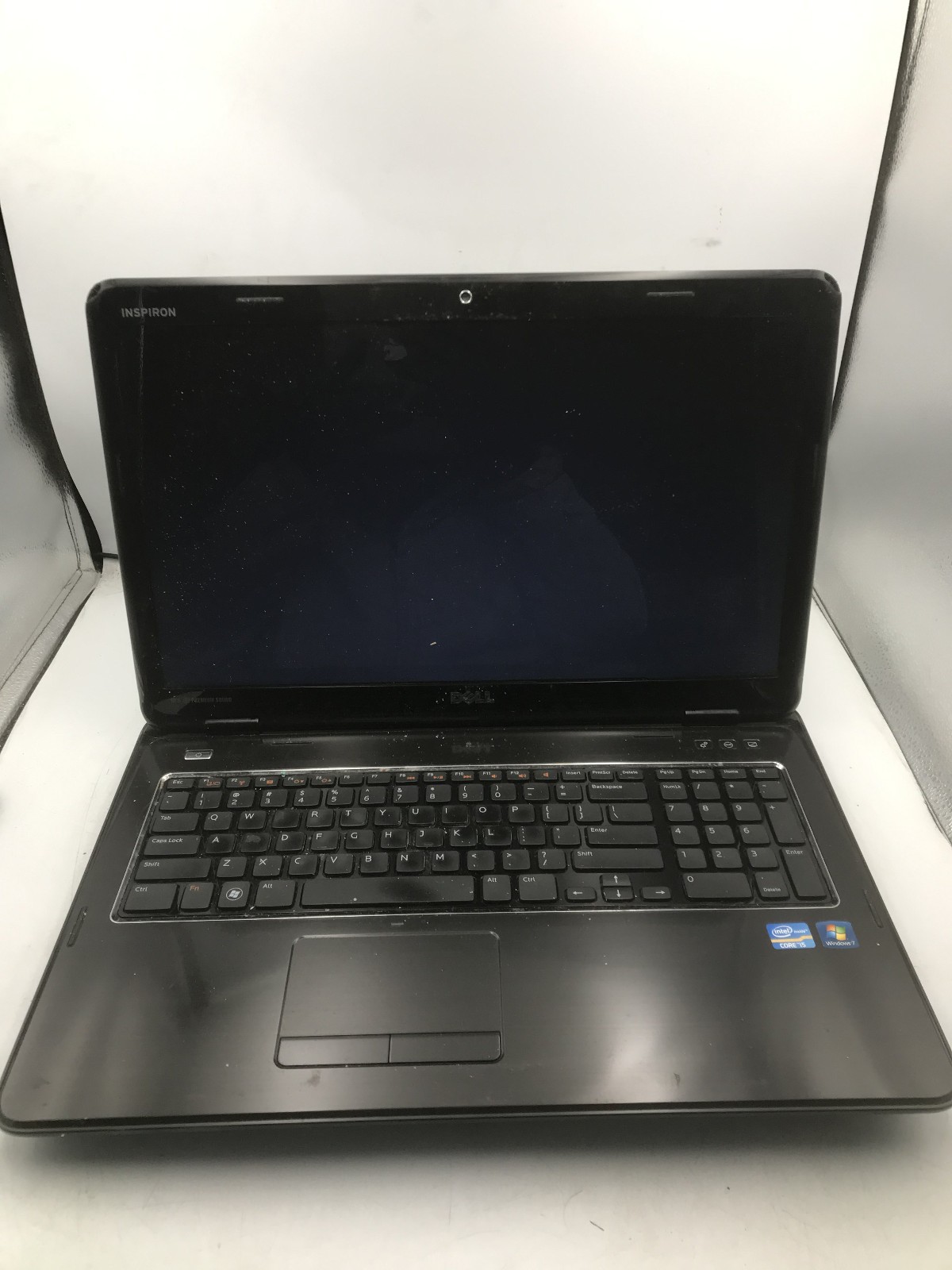 DELL INSPIRON N7110 – FOR PARTS/REPAIR – INTEL i5-2450M – NO RAM -READ DESC- BB