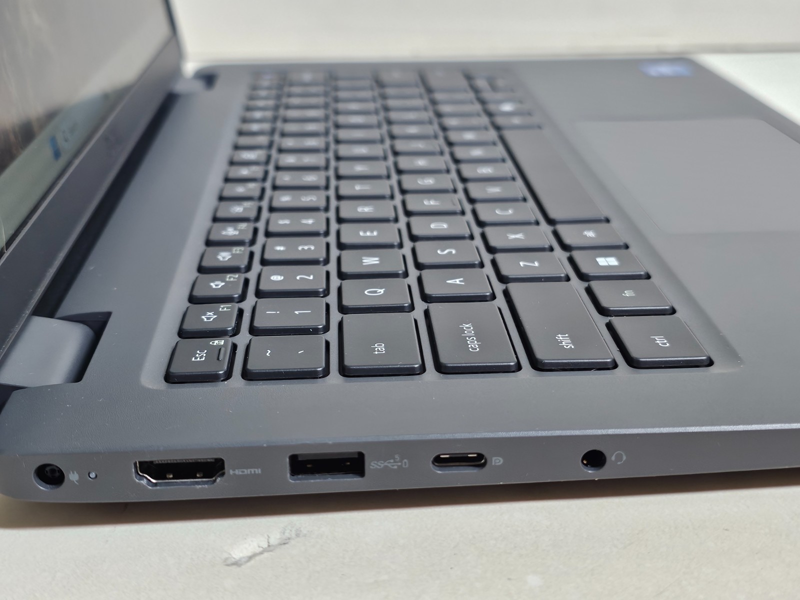 Dell Latitude 3450 Laptop – i5-1335U up to 4.6 GHz 8GB 256GB SSD 14″ – SP1