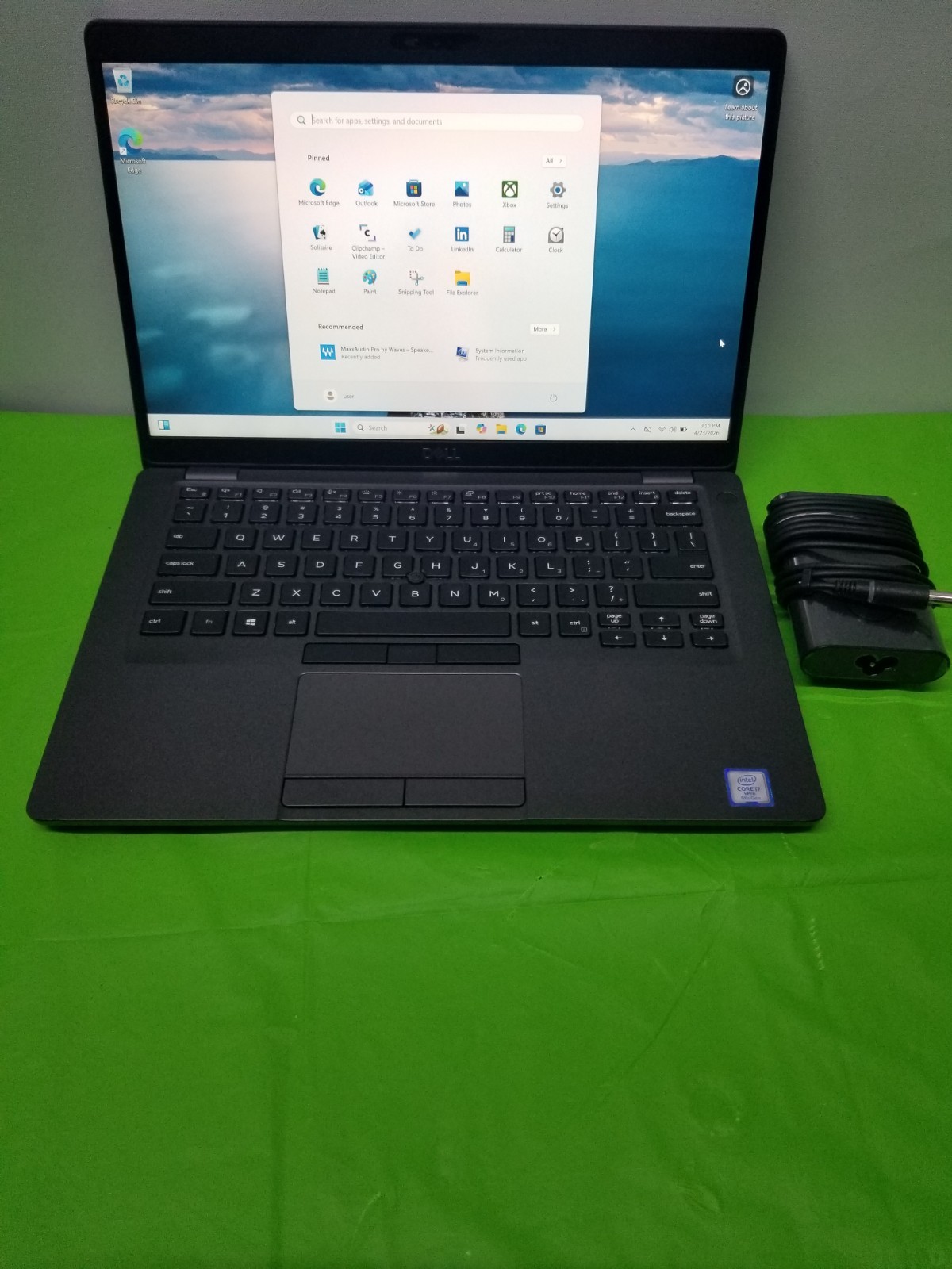 Dell Latitude 5400 14″ FHD i7-8665U 1.9GHz 512GB SSD 16GB RAM WIN 11 Pro