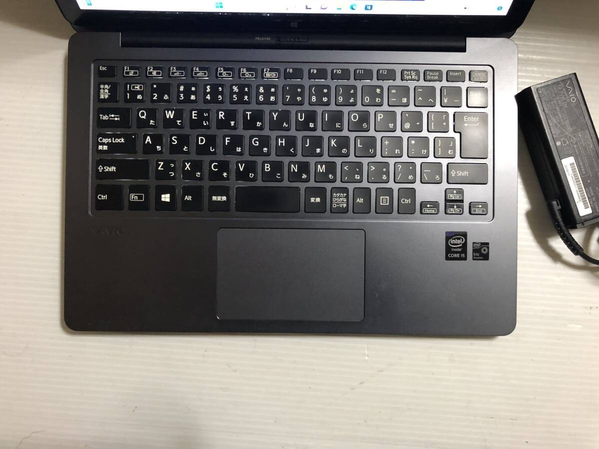 Sony Vaio Z VJZ13AA11N Intel i5-5257U Windows 11 RAM 8GB SSD 128GB Operation OK