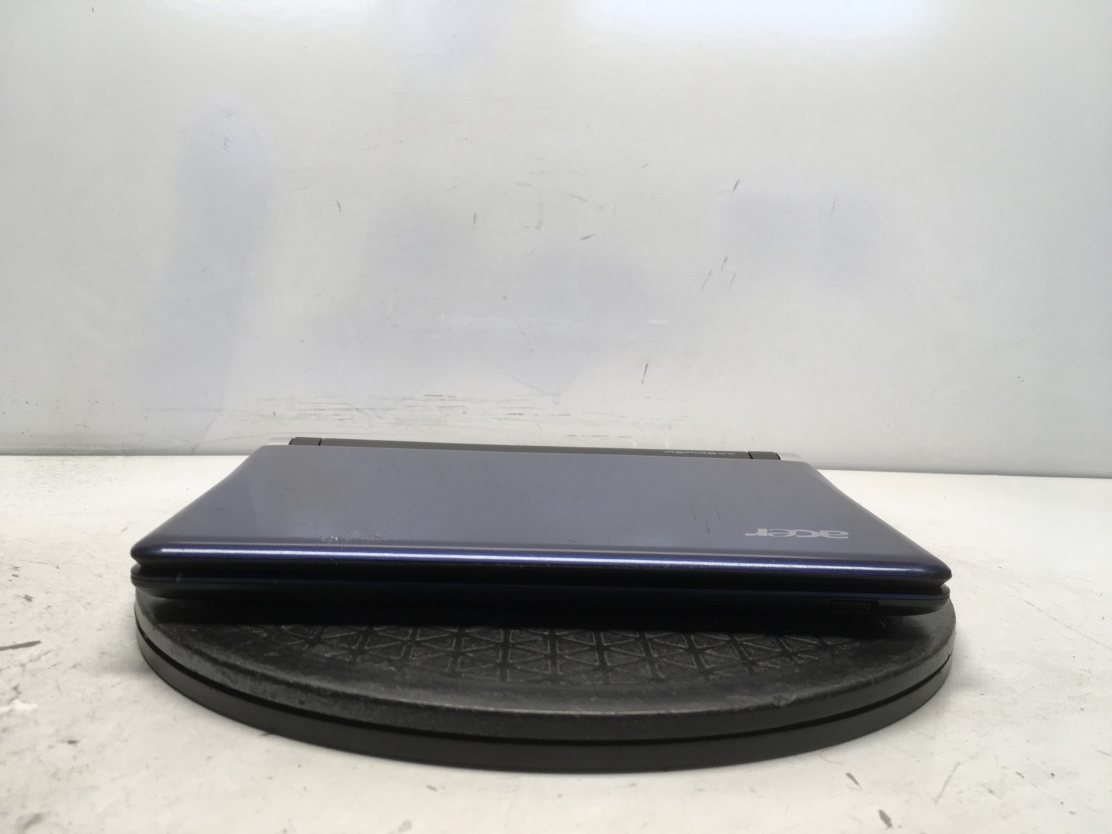 Acer Aspire One Intel Atom N270 1.6GHz 2 GB NO HDD No Batt