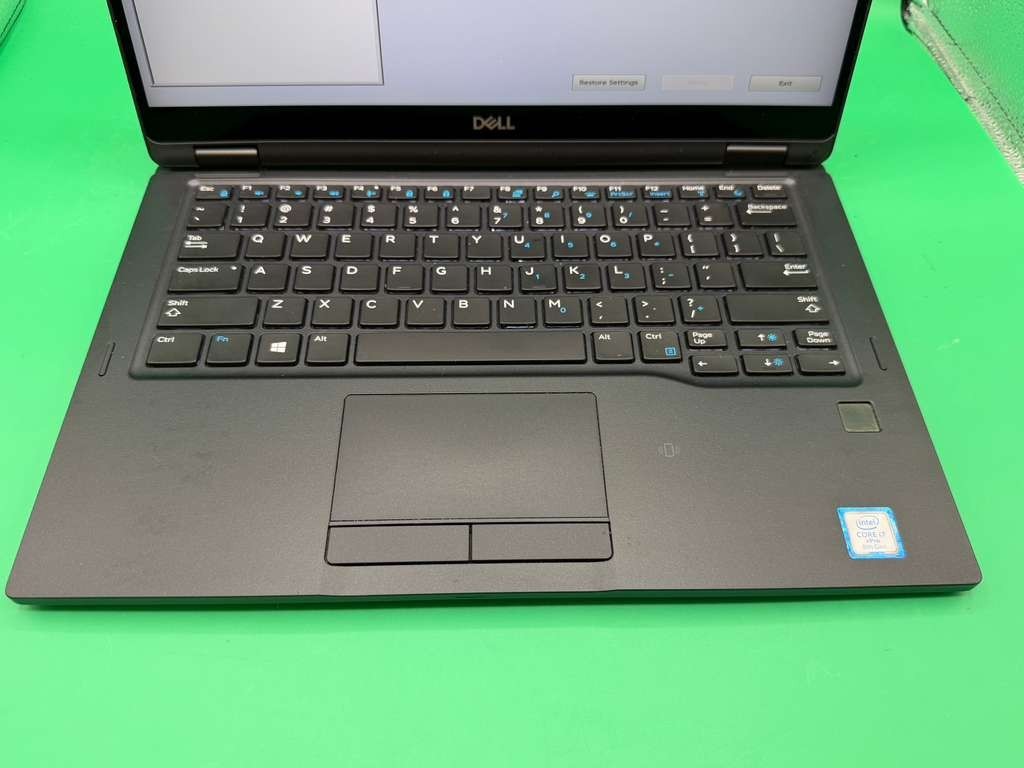 Dell Latitude 7390 2-in-1 Touch Laptop Core i7 16GB RAM Without Storage
