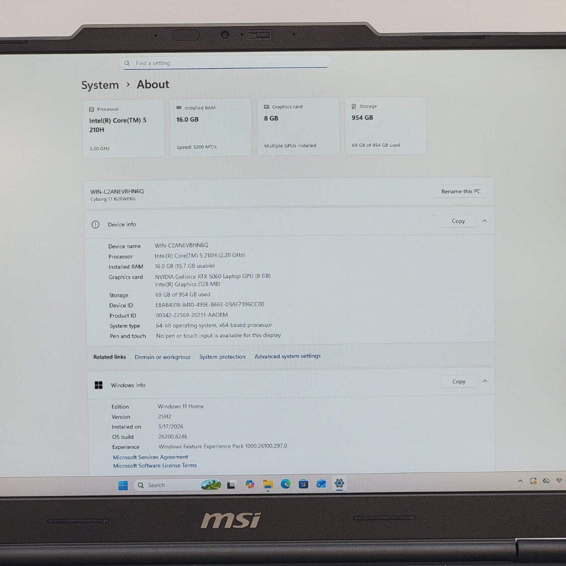 MSI Cyborg 17 MS-17U3 17.3″ Core i5 210h 3.5GHz 16GB RAM 1TB GeForce RTX 5060
