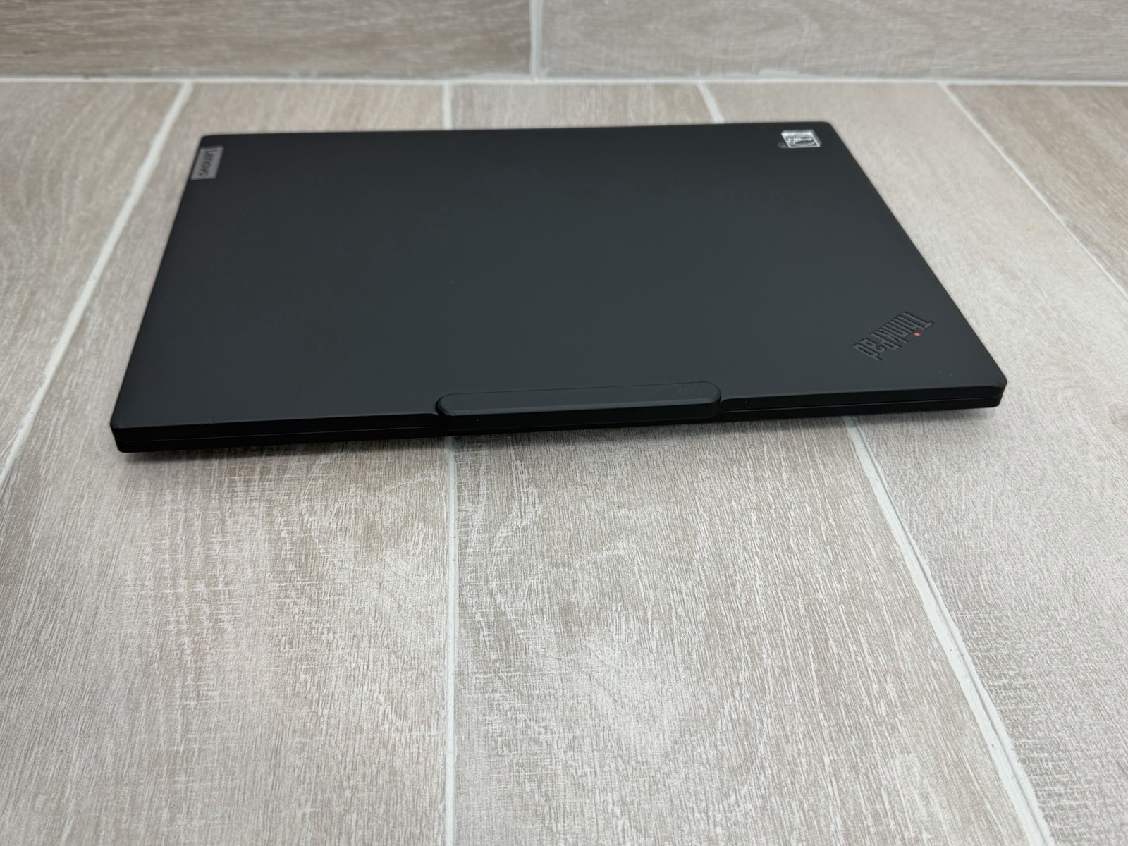 Dell Lenovo ThinkPad T145 Gen 5 14″ Ultra 7 165U 32GB RAM 512GB SSD Win-11