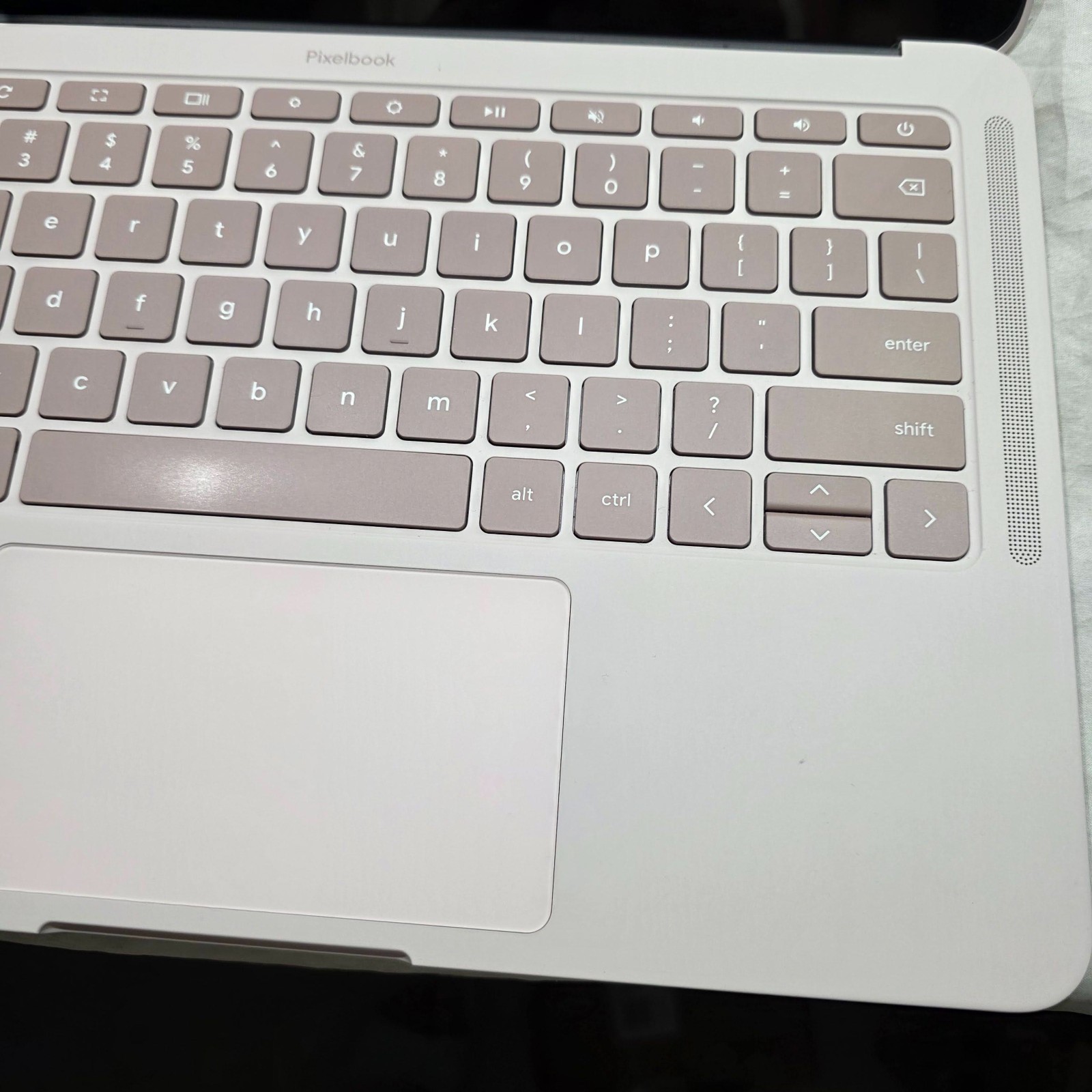Google Pixelbook Go – NOT PINK – Chromebook 4K/UHD TOUCH i7-8th Gen 16GB 256GB