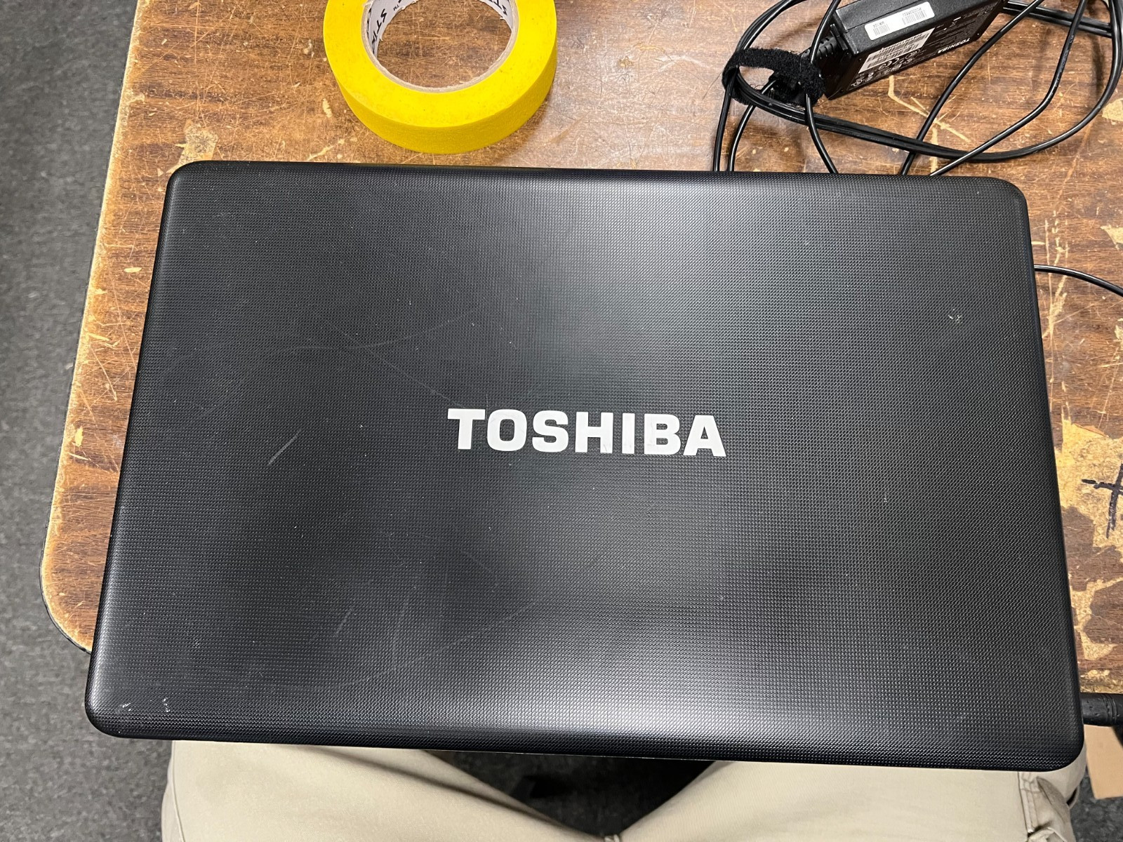Toshiba Satellite C675D- S735 17.3″ AMD E-300 1.30 GHz 4 GB No HDD No OS