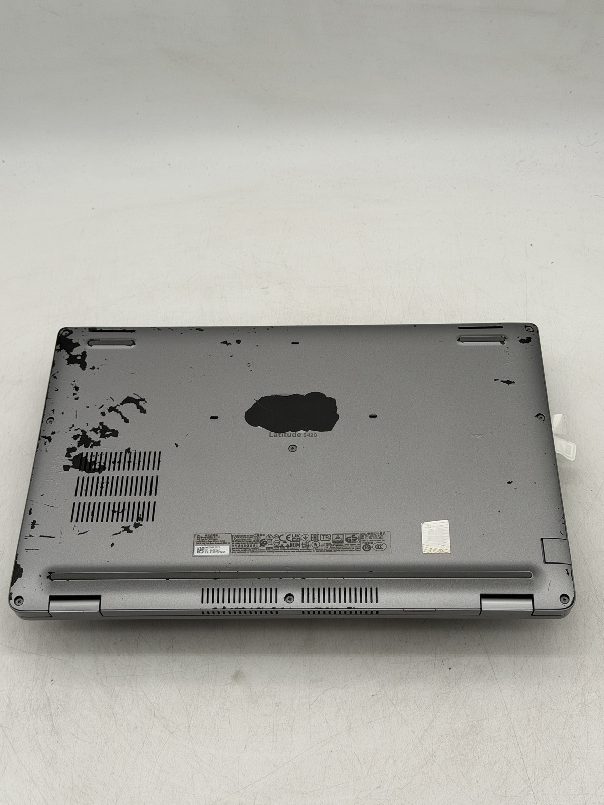 Dell Latitude 5420 14″ 8GB 128GB i5-1135G7 NO OS – READ
