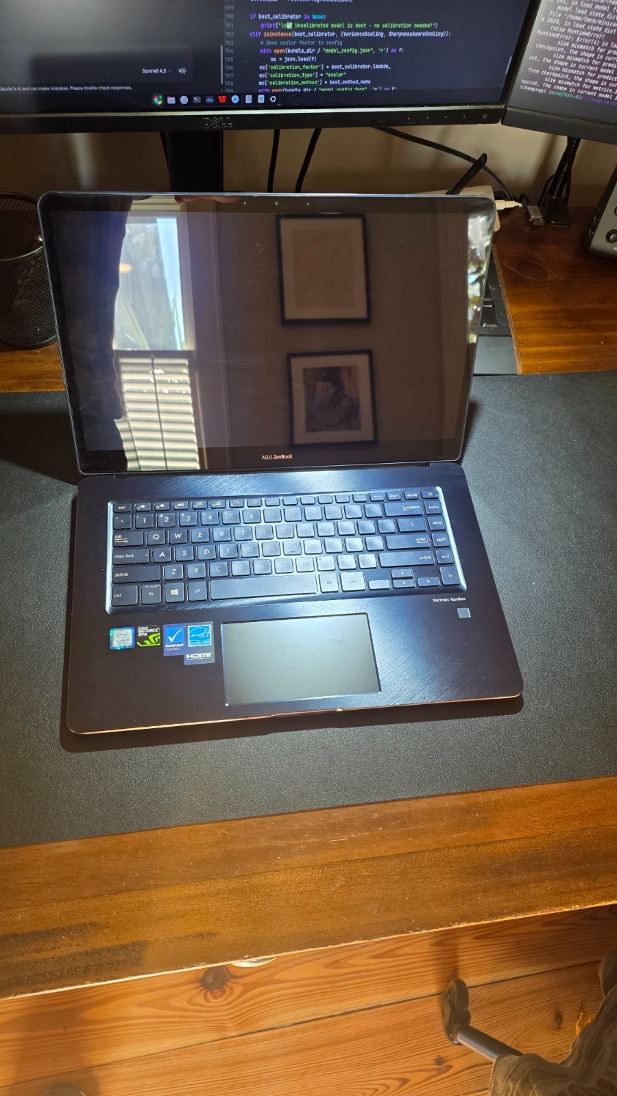 ASUS Zenbook Pro 15 UX580GE i9-8950HK 2TB Disk 16GB RAM Fingerprint + Screenpad