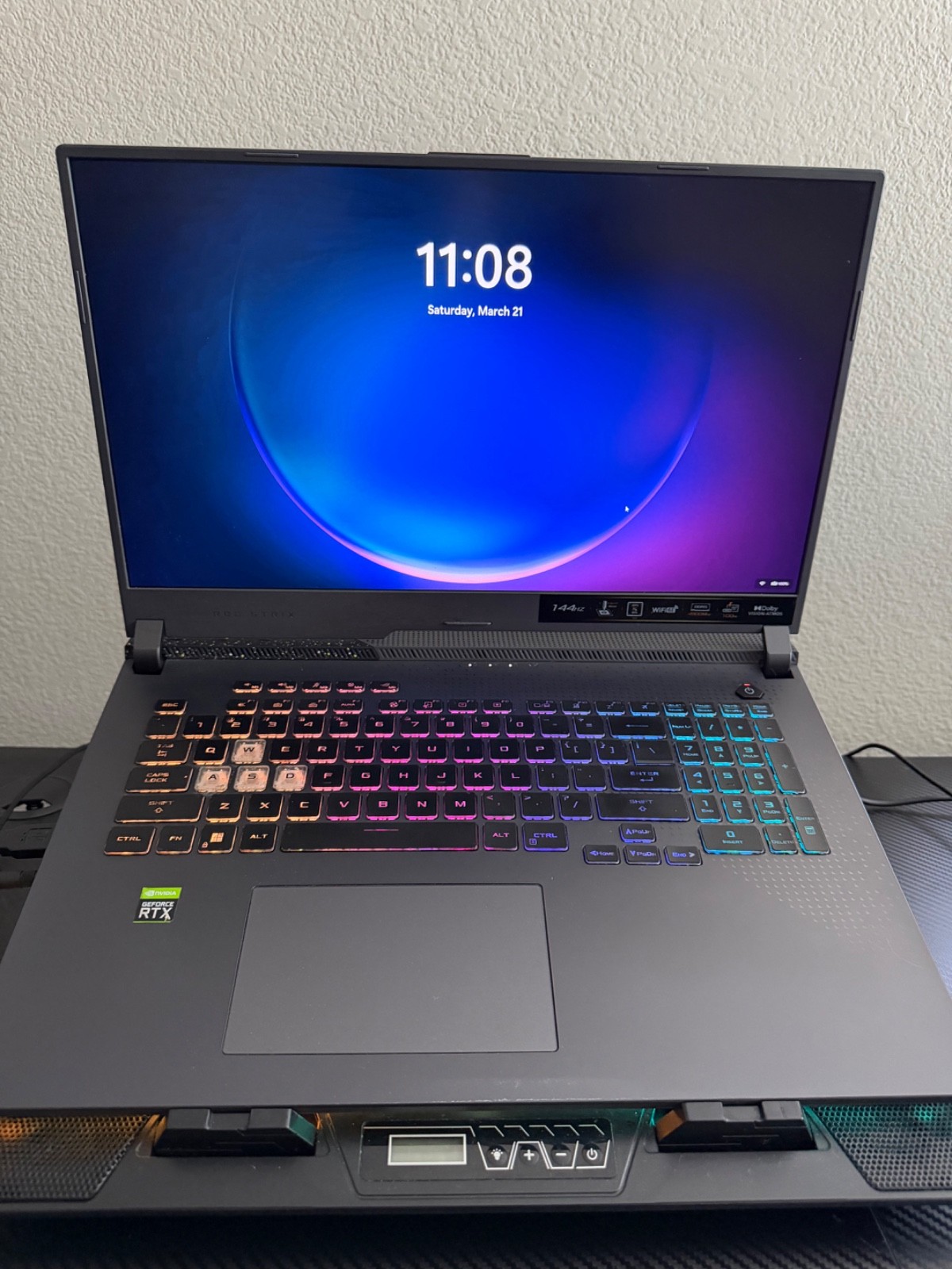 ASUS ROG Strix G17 Notebook/Laptop 17.3 in Black – G713RCRS73