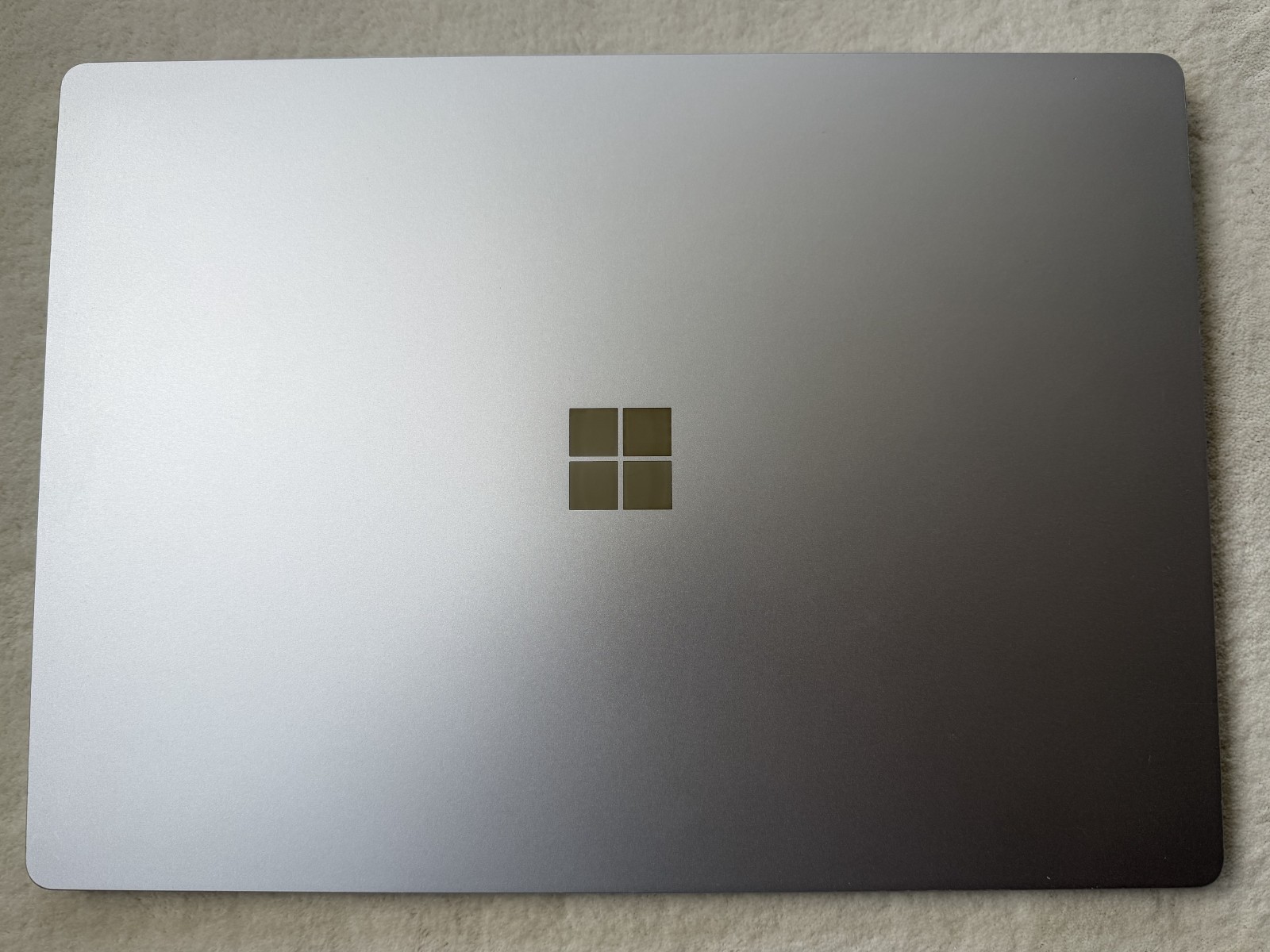 Microsoft Surface Laptop 5 15″ Touchscreen i7-1255U 12th Gen 8GB 256GB SSD Win11