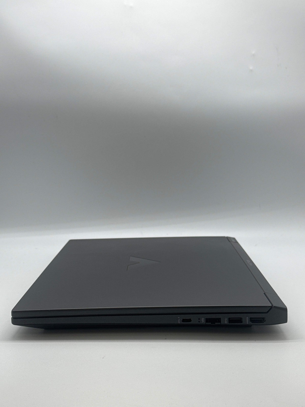 HP Victus 15-fb2063dx 15.6″ Ryzen 5 7535HS 8GB RAM 512GB SSD RX 6550M Blue Used