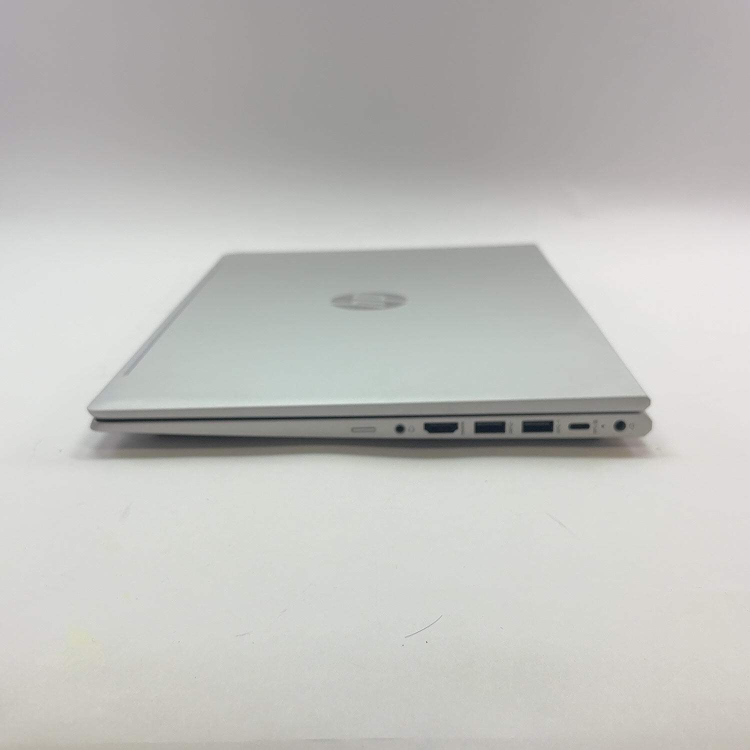 HP ProBook 450 G9 15.6″ i7-1255U 1.7GHz 16GB RAM 512GB SSD